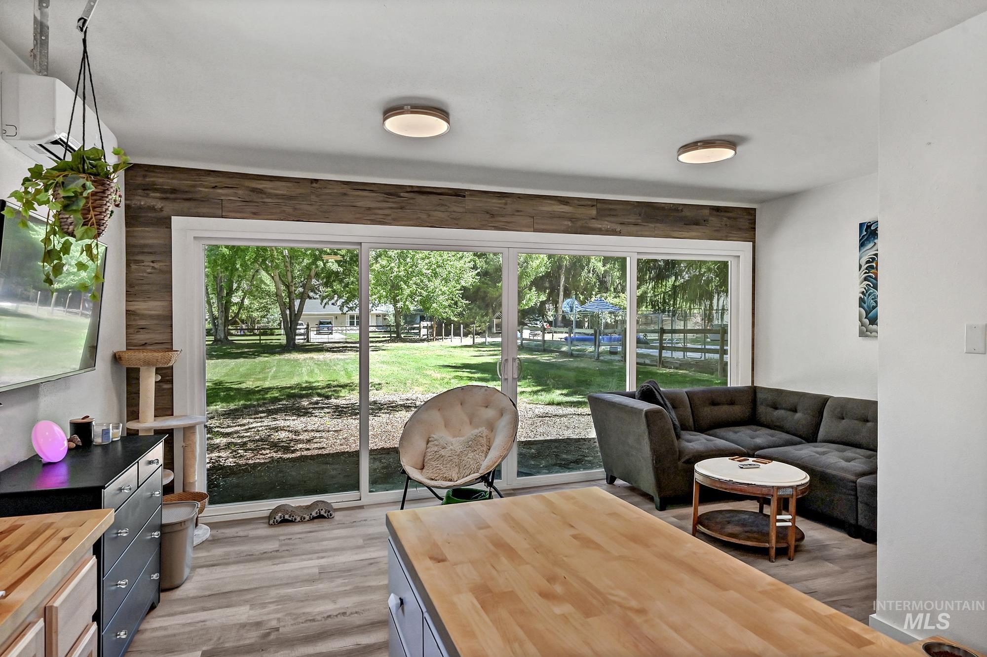 1067 N Arlington Dr, Eagle, Idaho 83616, 4 Bedrooms, 3 Bathrooms, Residential For Sale, Price $1,060,000,MLS 98954392