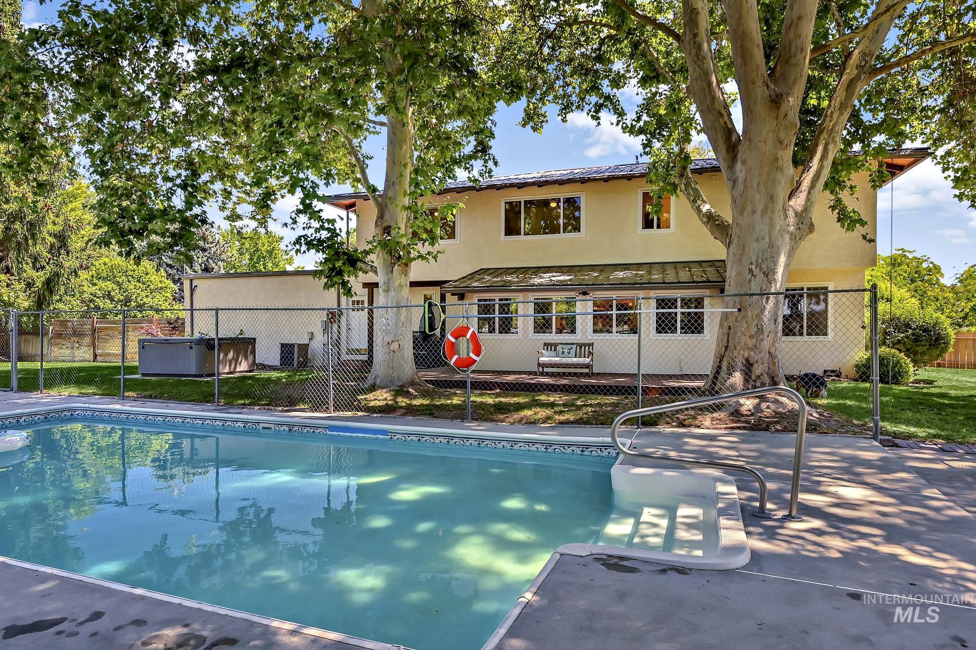 1067 N Arlington Dr, Eagle, Idaho 83616, 4 Bedrooms, 3 Bathrooms, Residential For Sale, Price $1,060,000,MLS 98954392