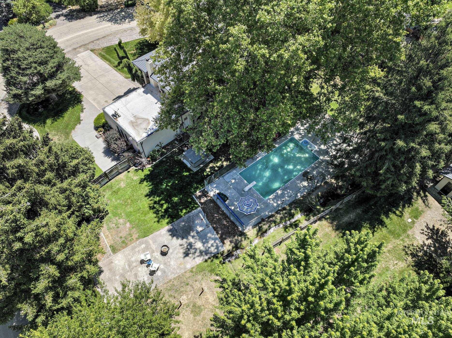 1067 N Arlington Dr, Eagle, Idaho 83616, 4 Bedrooms, 3 Bathrooms, Residential For Sale, Price $1,060,000,MLS 98954392