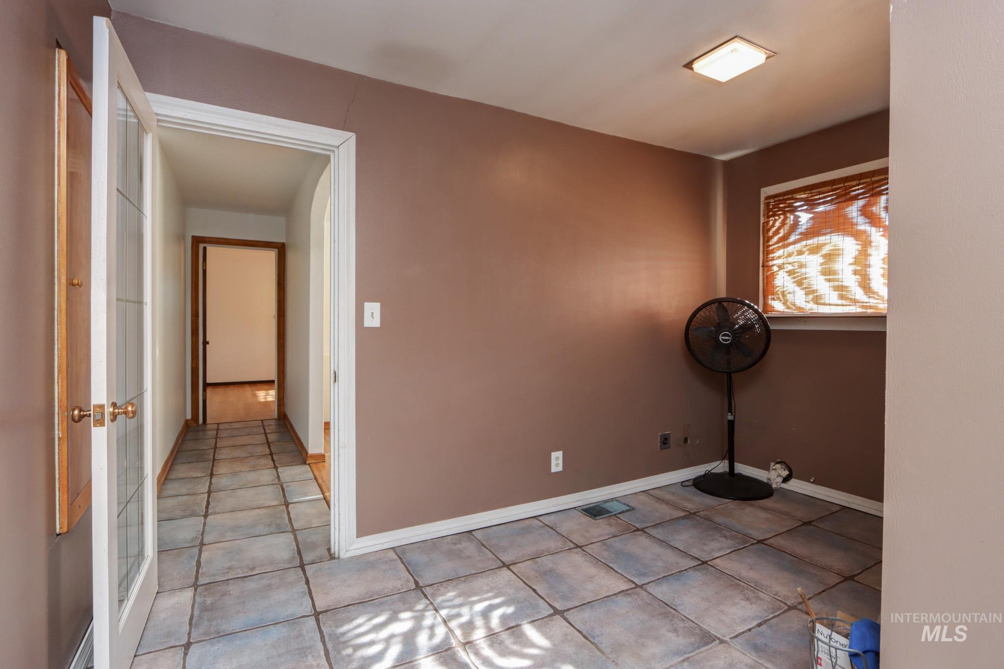 617 Park Ave, Nyssa, Oregon 97913, 3 Bedrooms, 2 Bathrooms, Residential For Sale, Price $299,000,MLS 98954393