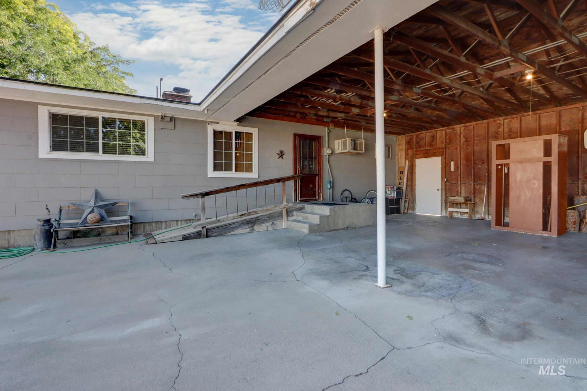 617 Park Ave, Nyssa, Oregon 97913, 3 Bedrooms, 2 Bathrooms, Residential For Sale, Price $299,000,MLS 98954393