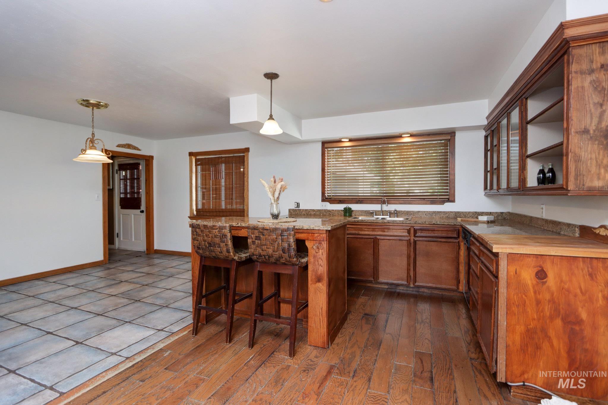 617 Park Ave, Nyssa, Oregon 97913, 3 Bedrooms, 2 Bathrooms, Residential For Sale, Price $299,000,MLS 98954393