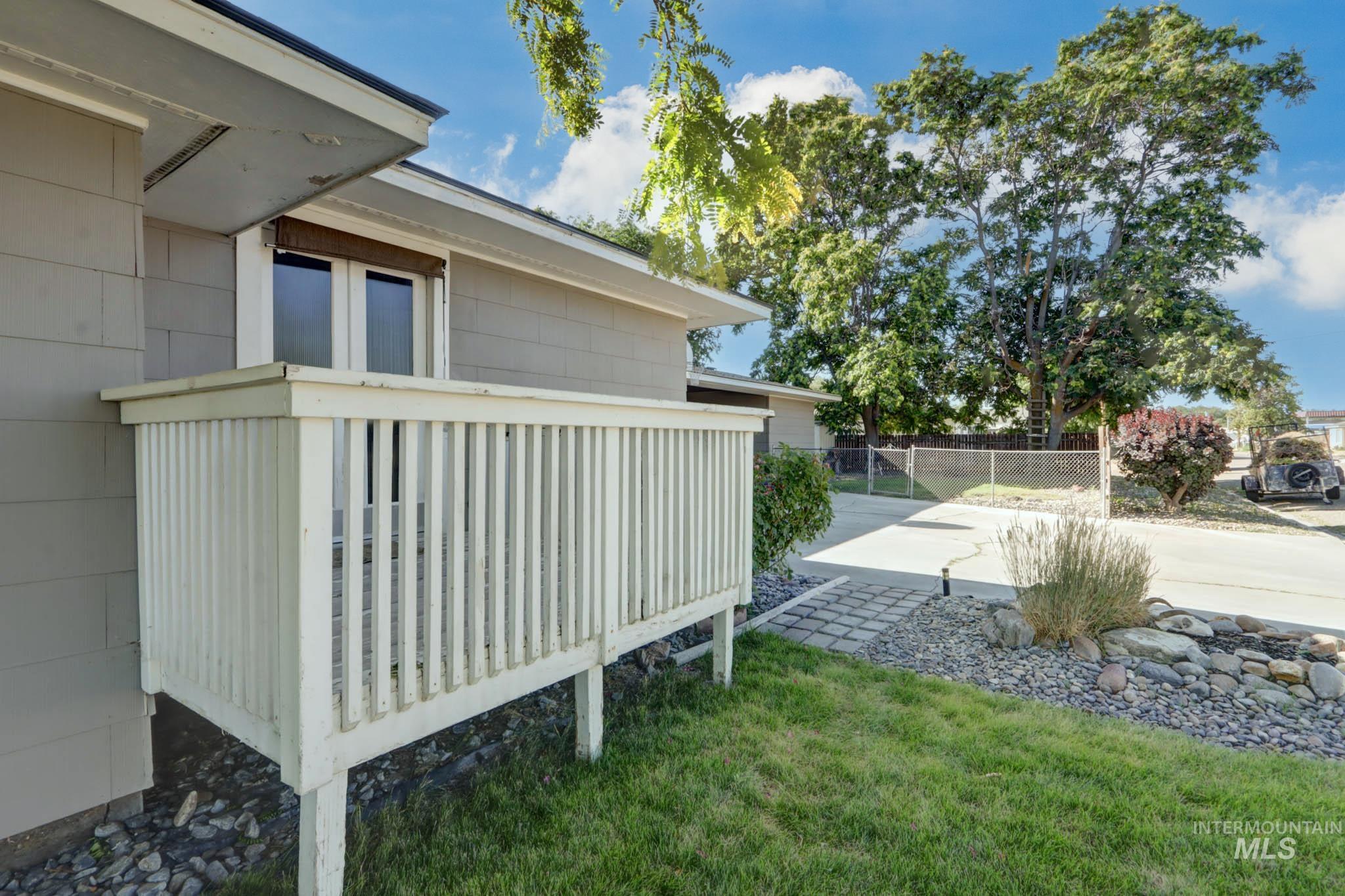 617 Park Ave, Nyssa, Oregon 97913, 3 Bedrooms, 2 Bathrooms, Residential For Sale, Price $299,000,MLS 98954393