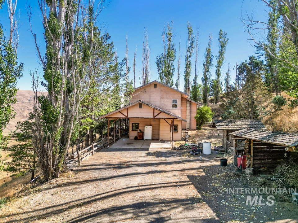 2026 Silcott Hills Road, Clarkston, Washington 99403, 2 Bedrooms, 2 Bathrooms, Residential For Sale, Price $329,900,MLS 98954411