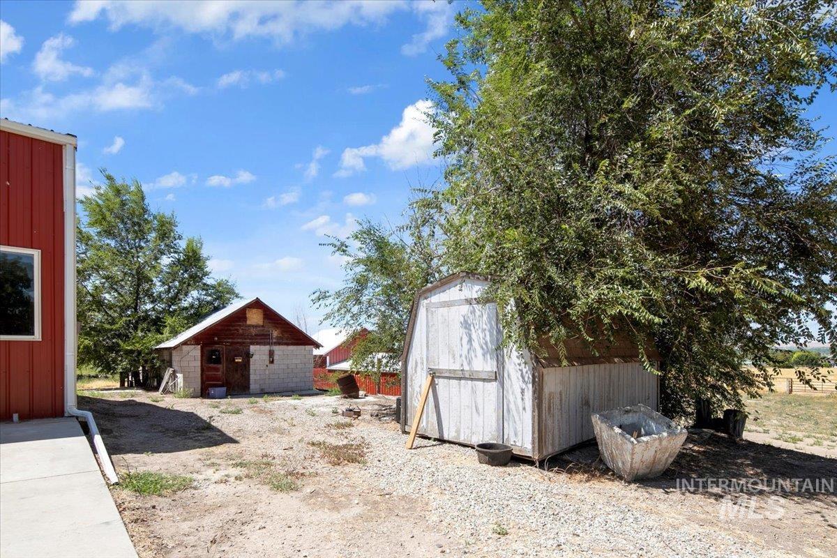 3617 Bowman Rd, Emmett, Idaho 83617, 3 Bedrooms, 2 Bathrooms, Residential For Sale, Price $739,444,MLS 98954429