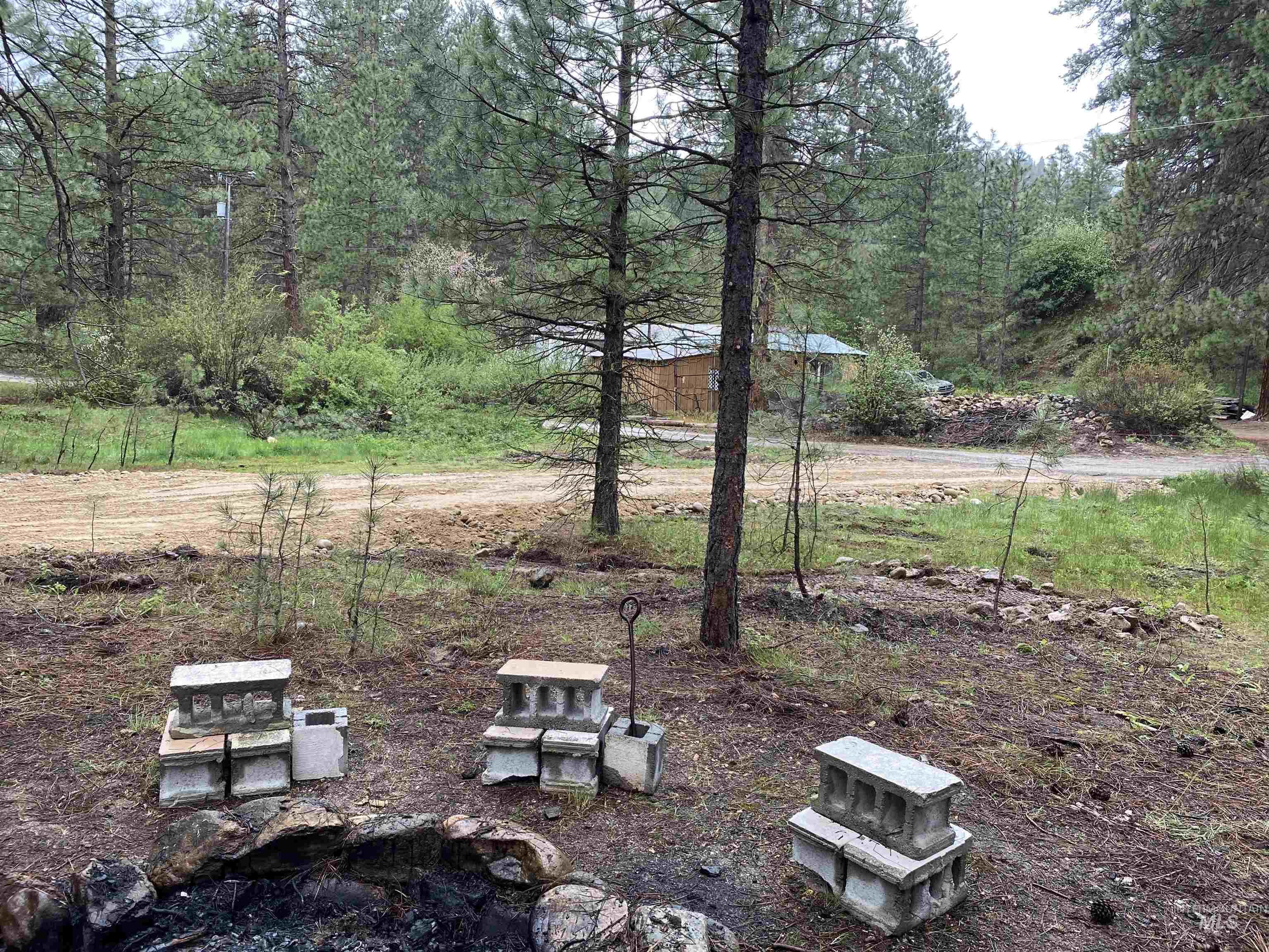 12 Woods Ln, Idaho City, Idaho 83631, 1 Bedroom, 1 Bathroom, Residential For Sale, Price $199,900, 98954433