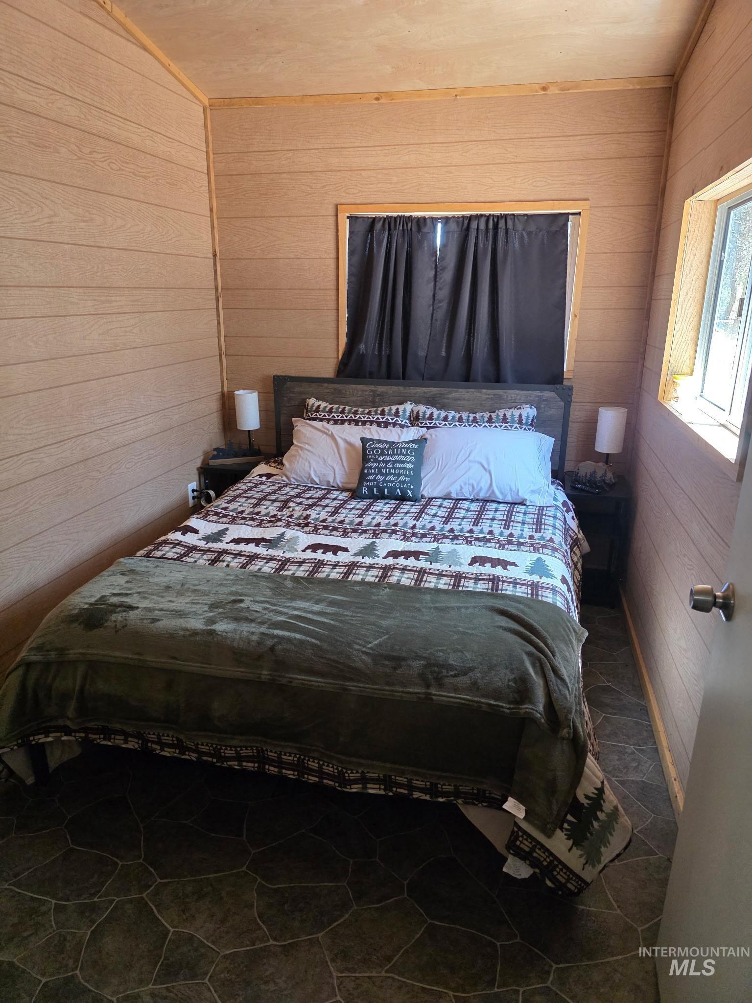 12 Woods Ln, Idaho City, Idaho 83631, 1 Bedroom, 1 Bathroom, Residential For Sale, Price $199,999, 98954433