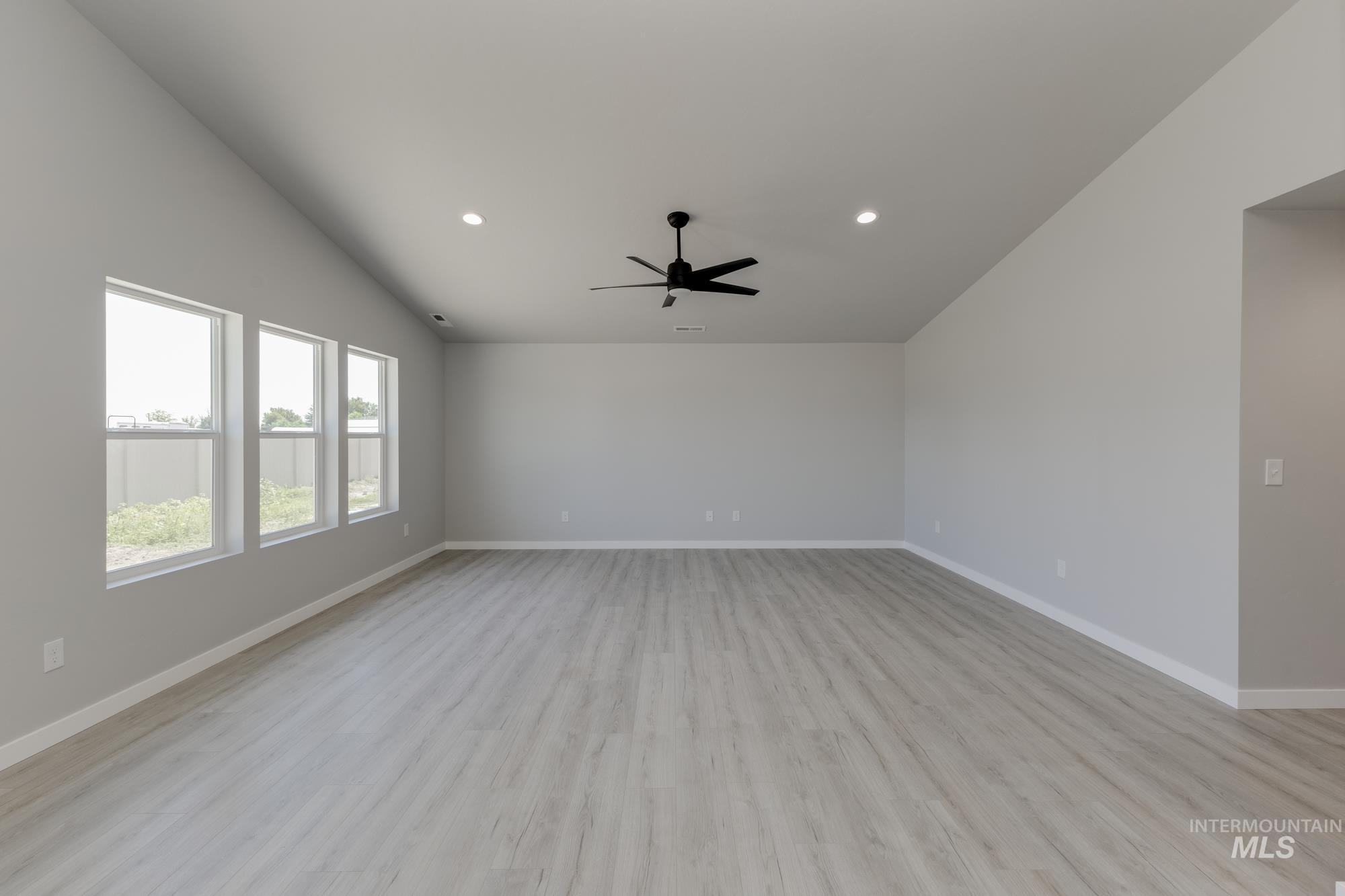 2384 N Carly Ave, Star, Idaho 83669, 4 Bedrooms, 2 Bathrooms, Residential For Sale, Price $489,990,MLS 98954463