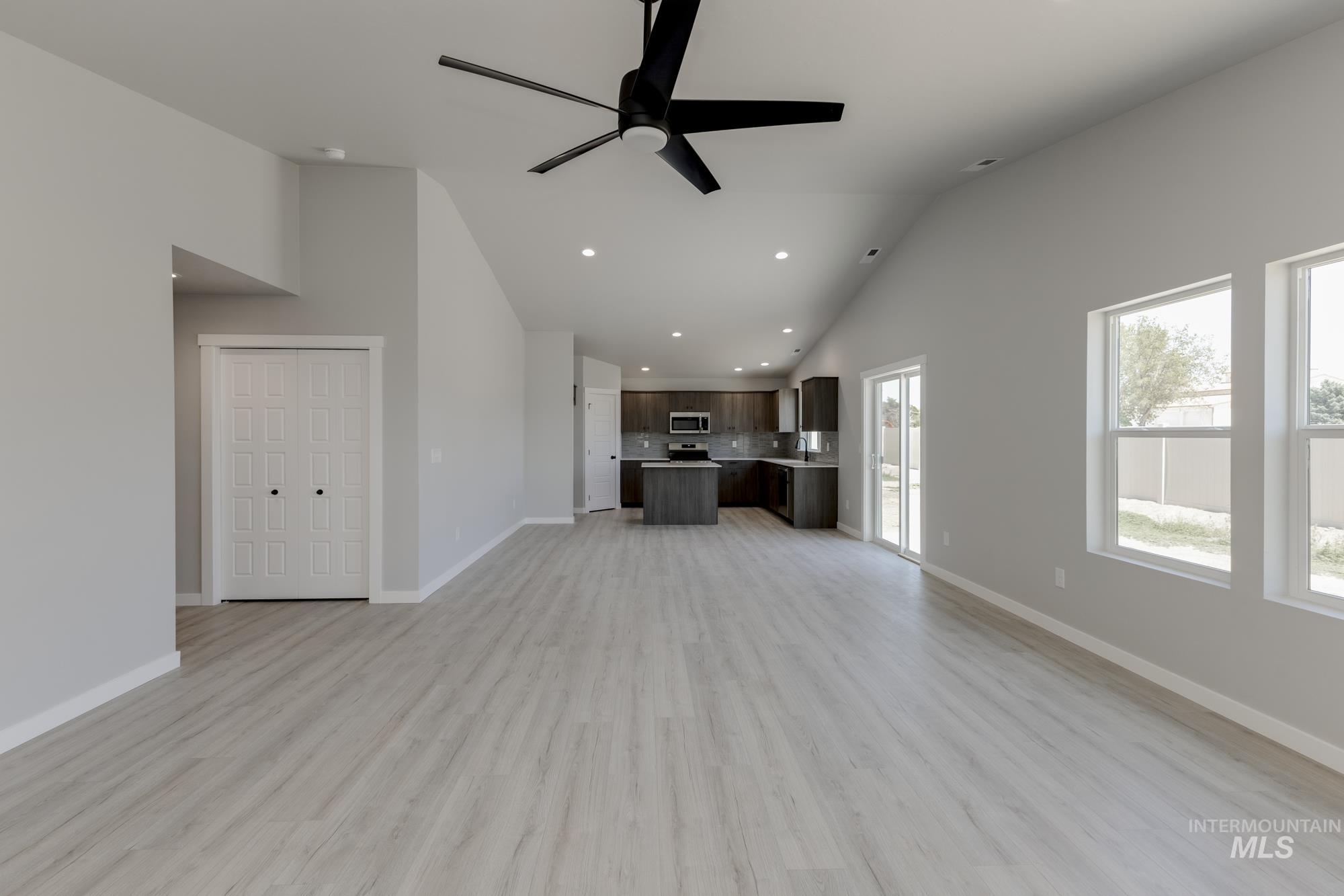 2384 N Carly Ave, Star, Idaho 83669, 4 Bedrooms, 2 Bathrooms, Residential For Sale, Price $489,990,MLS 98954463