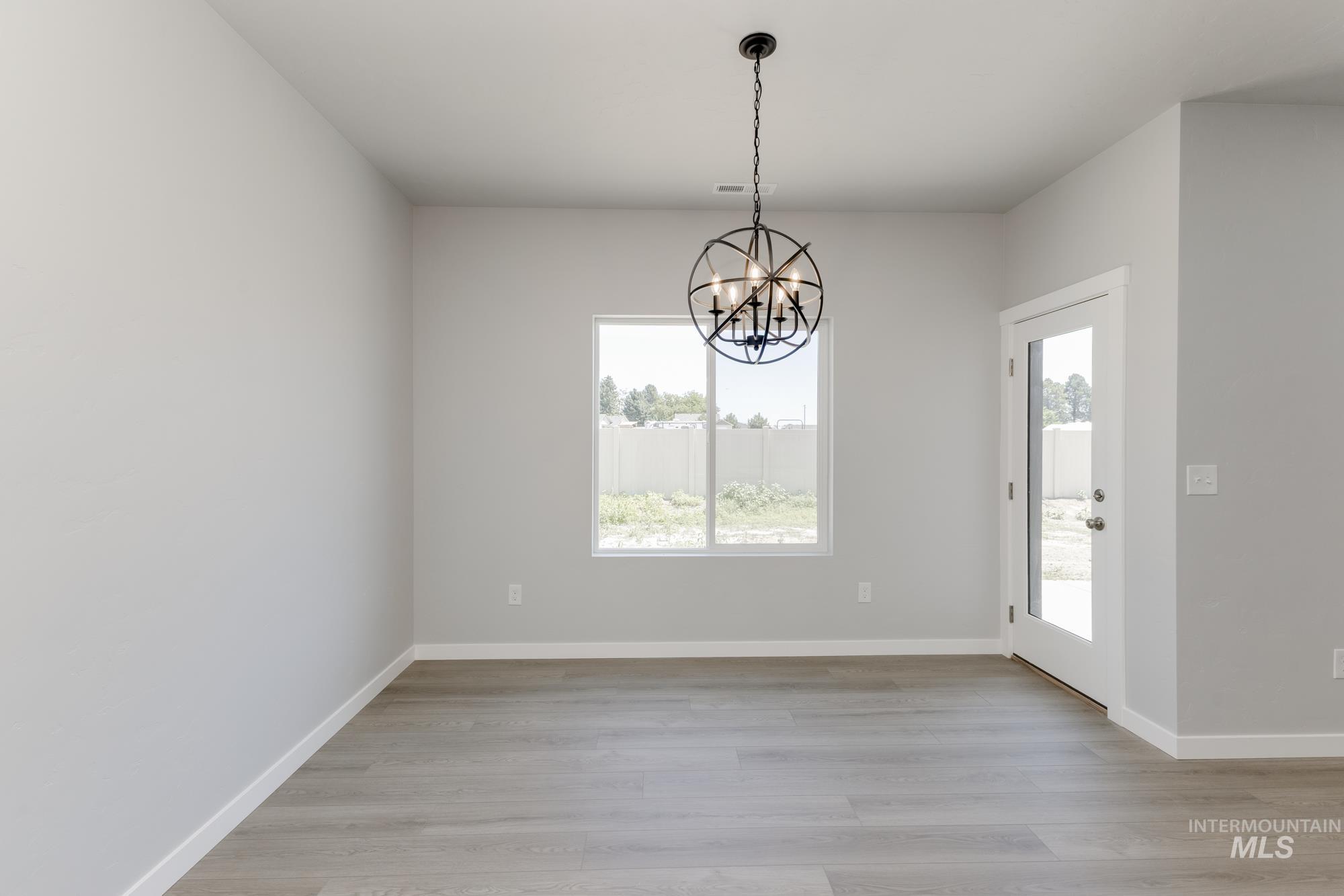 2380 N Carly Ave, Star, Idaho 83669, 3 Bedrooms, 2 Bathrooms, Residential For Sale, Price $489,990,MLS 98954464