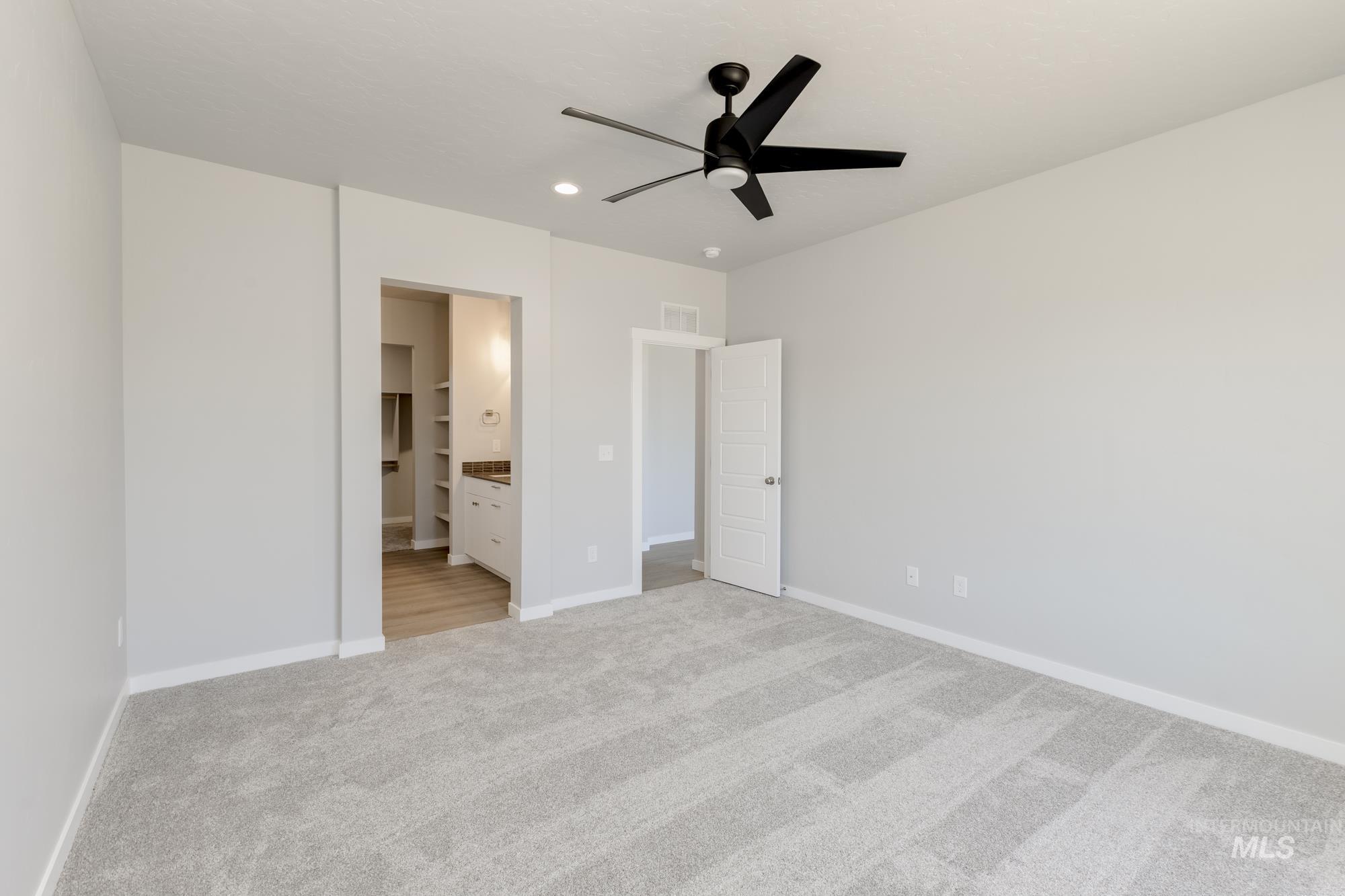 2380 N Carly Ave, Star, Idaho 83669, 3 Bedrooms, 2 Bathrooms, Residential For Sale, Price $489,990,MLS 98954464