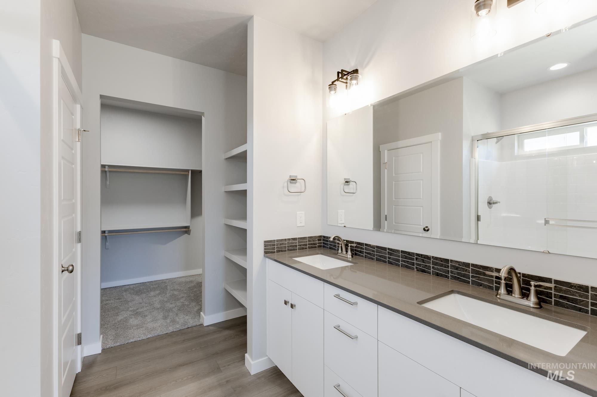 2380 N Carly Ave, Star, Idaho 83669, 3 Bedrooms, 2 Bathrooms, Residential For Sale, Price $489,990,MLS 98954464