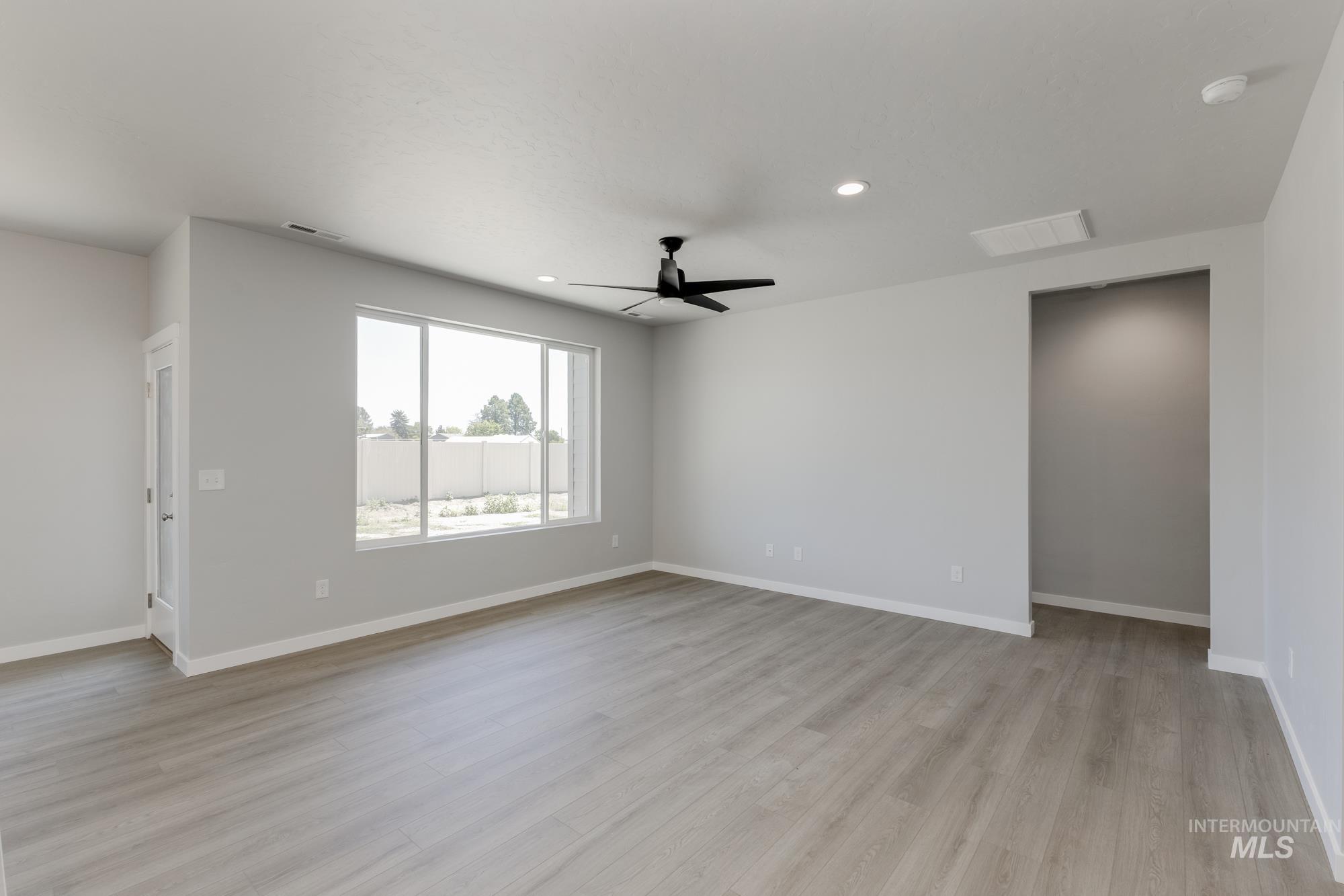 2380 N Carly Ave, Star, Idaho 83669, 3 Bedrooms, 2 Bathrooms, Residential For Sale, Price $489,990,MLS 98954464