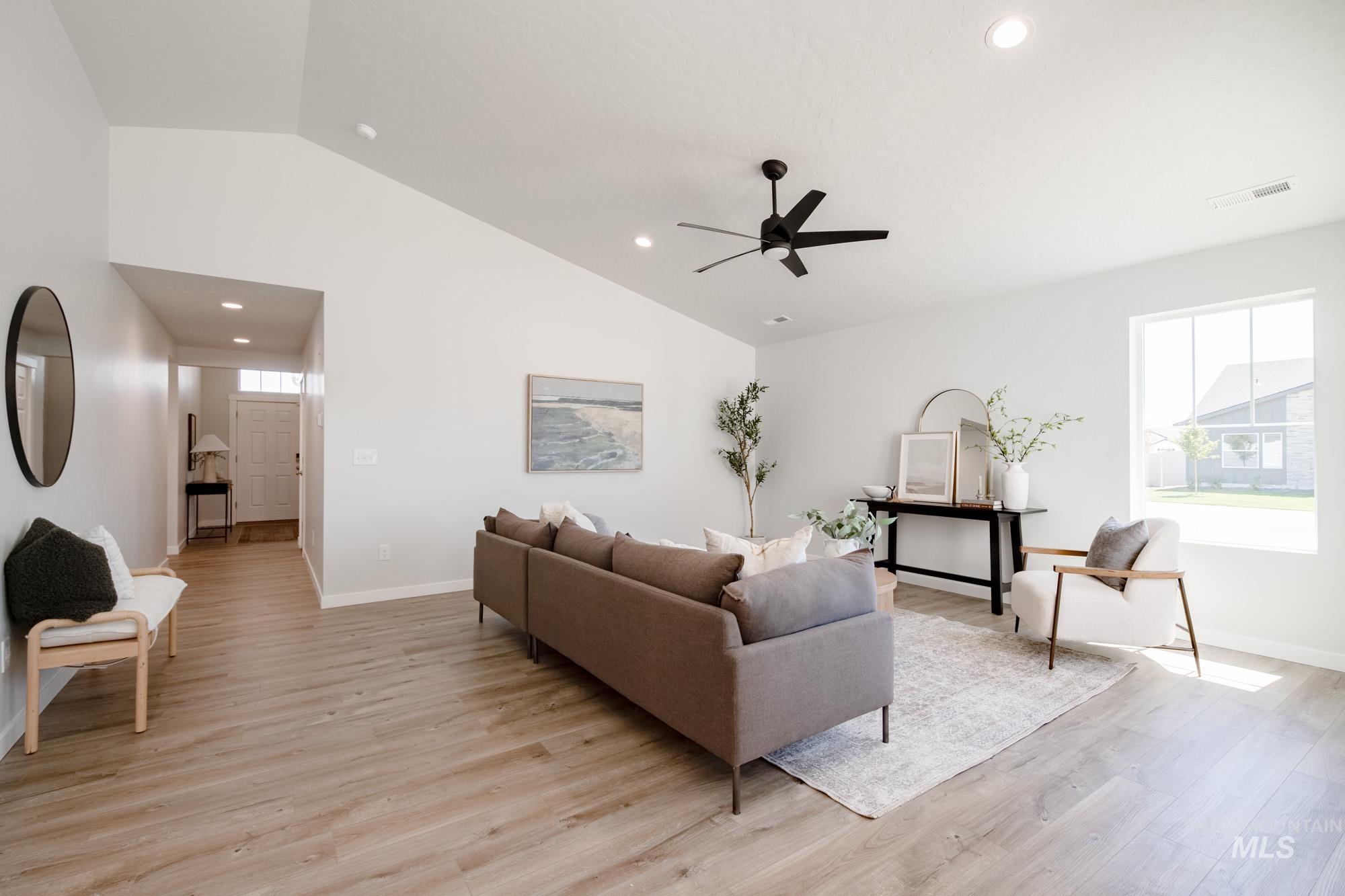 19343 Schooner Ave, Caldwell, Idaho 83605, 4 Bedrooms, 2 Bathrooms, Residential For Sale, Price $429,990,MLS 98954466