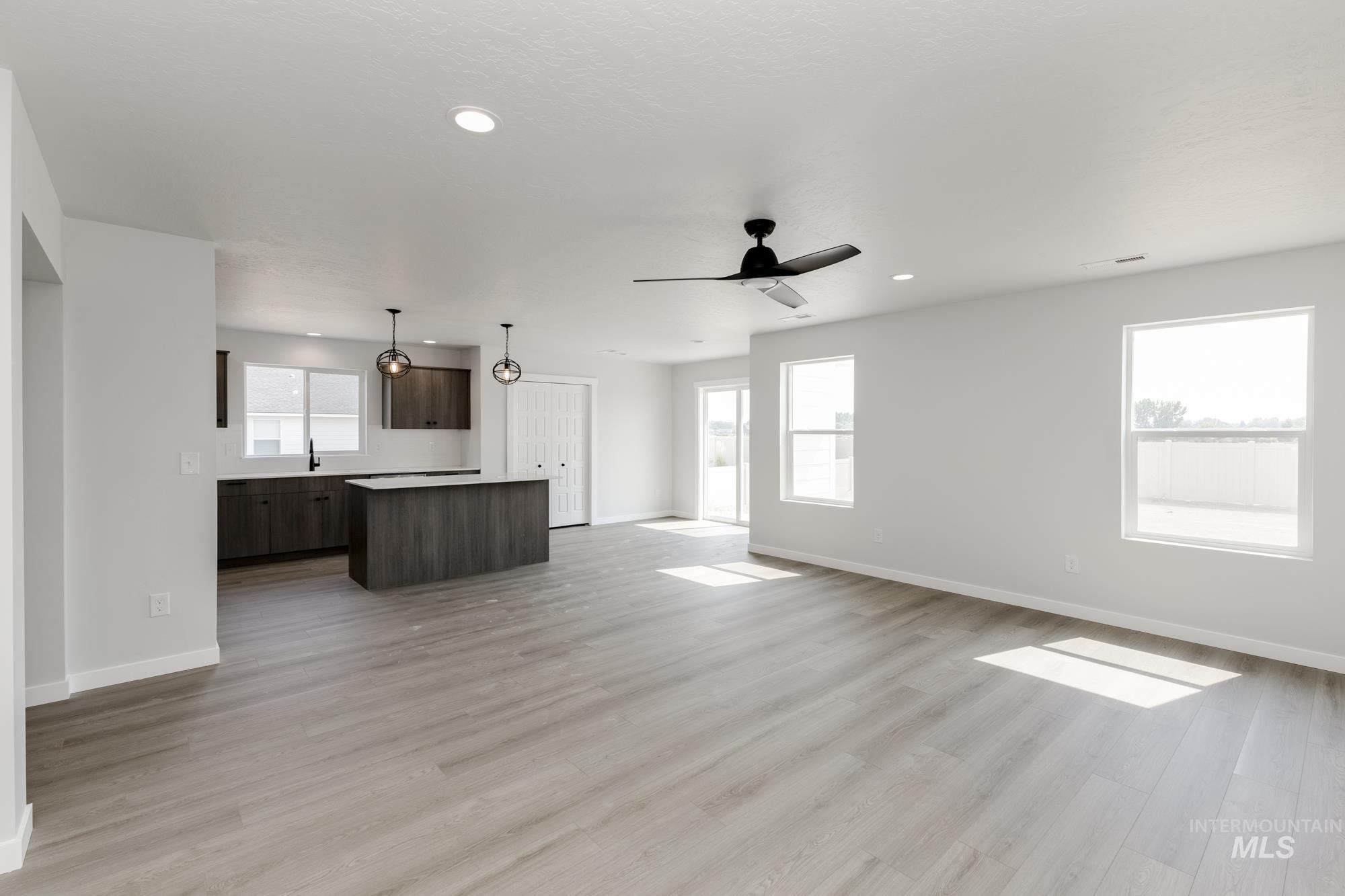 5343 E Burnte Peak St, Nampa, Idaho 83687, 5 Bedrooms, 3 Bathrooms, Residential For Sale, Price $529,990,MLS 98954469