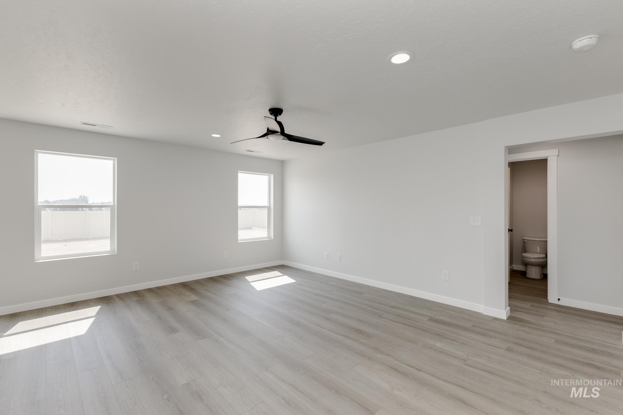 5343 E Burnte Peak St, Nampa, Idaho 83687, 5 Bedrooms, 3 Bathrooms, Residential For Sale, Price $529,990,MLS 98954469