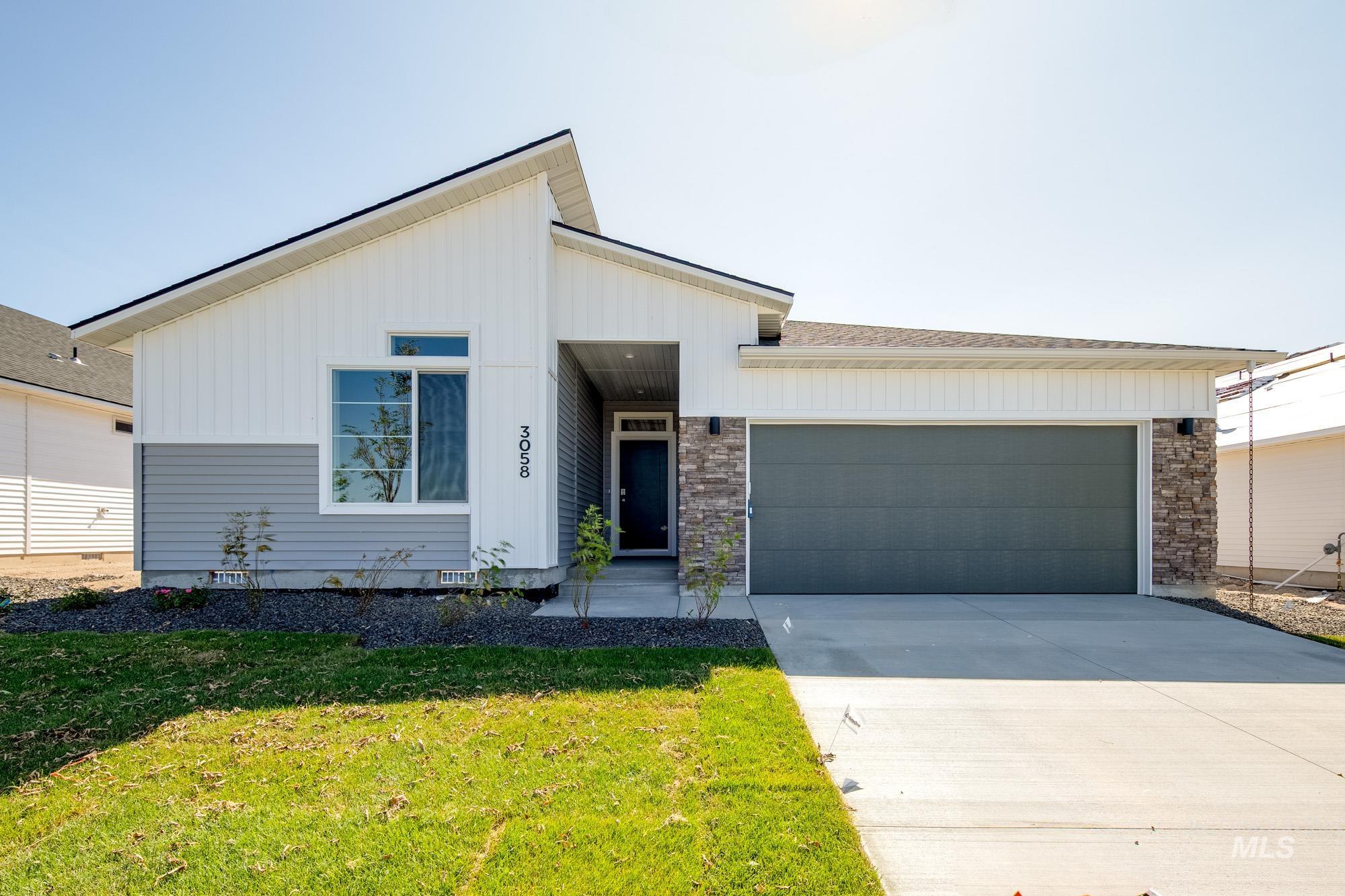 3058 N Arroyo Vista Way, Kuna, Idaho 83634, 4 Bedrooms, 2 Bathrooms, Residential For Sale, Price $439,990,MLS 98954477