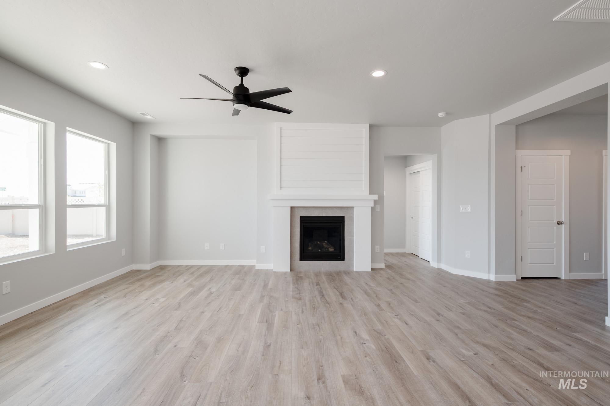 16696 Carlin Ave, Caldwell, Idaho 83607, 4 Bedrooms, 2 Bathrooms, Residential For Sale, Price $464,990,MLS 98954489