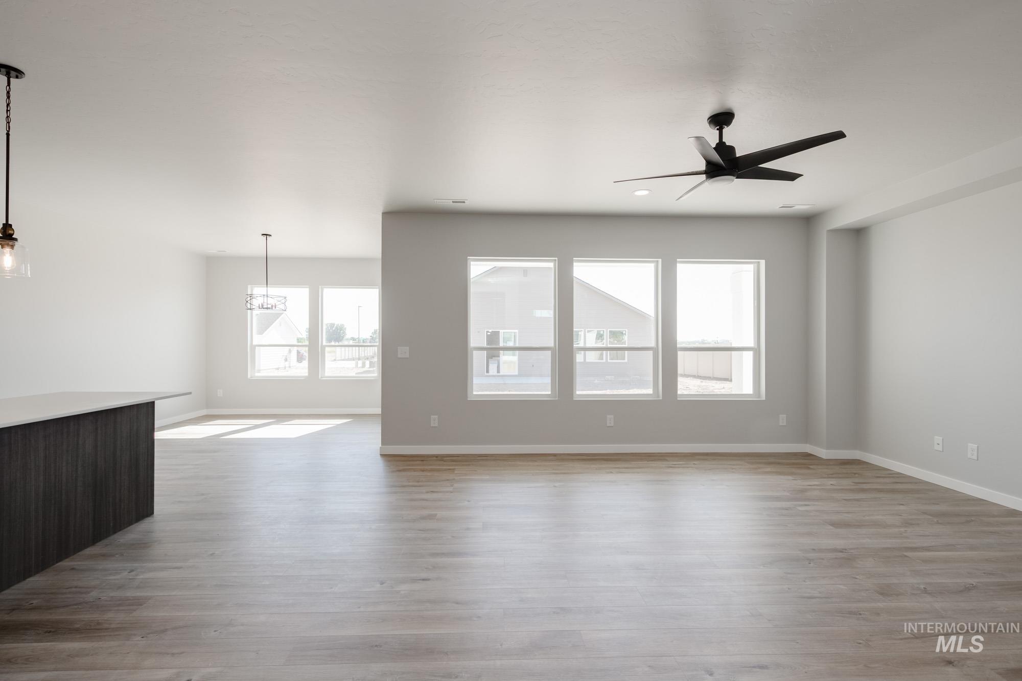 16696 Carlin Ave, Caldwell, Idaho 83607, 4 Bedrooms, 2 Bathrooms, Residential For Sale, Price $464,990,MLS 98954489