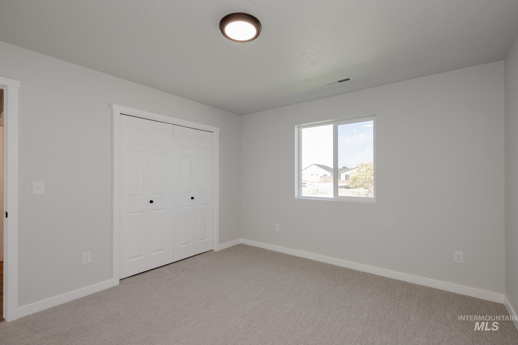 13342 Cut St, Caldwell, Idaho 83607, 4 Bedrooms, 2 Bathrooms, Residential For Sale, Price $407,990,MLS 98954490