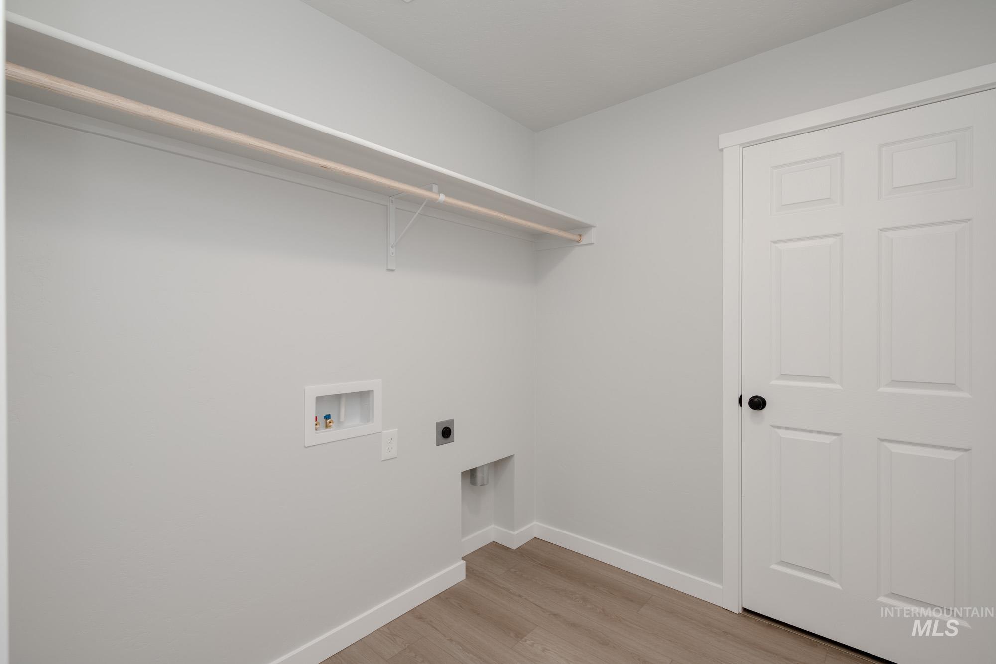 13342 Cut St, Caldwell, Idaho 83607, 4 Bedrooms, 2 Bathrooms, Residential For Sale, Price $407,990,MLS 98954490