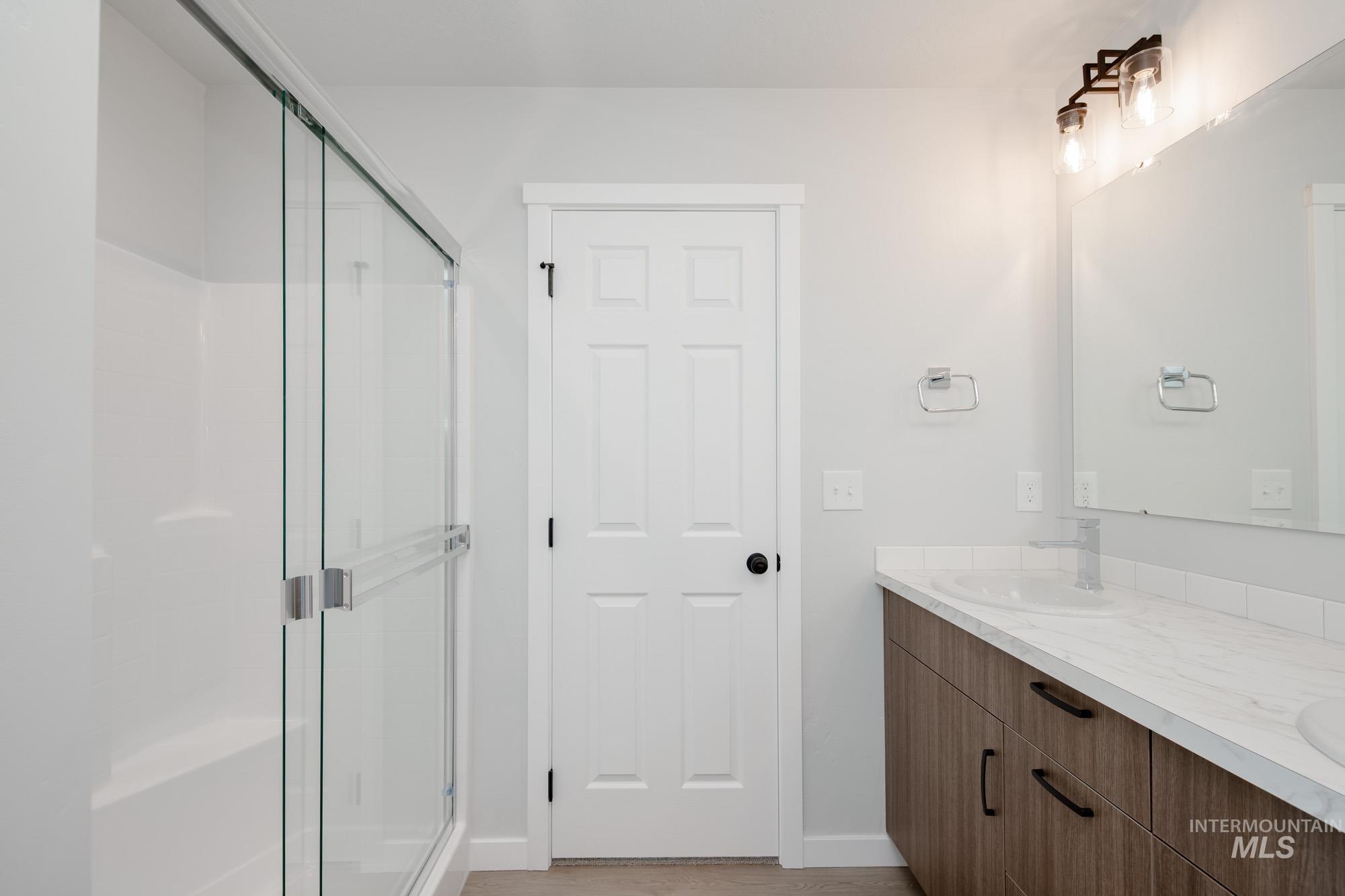 13342 Cut St, Caldwell, Idaho 83607, 4 Bedrooms, 2 Bathrooms, Residential For Sale, Price $407,990,MLS 98954490