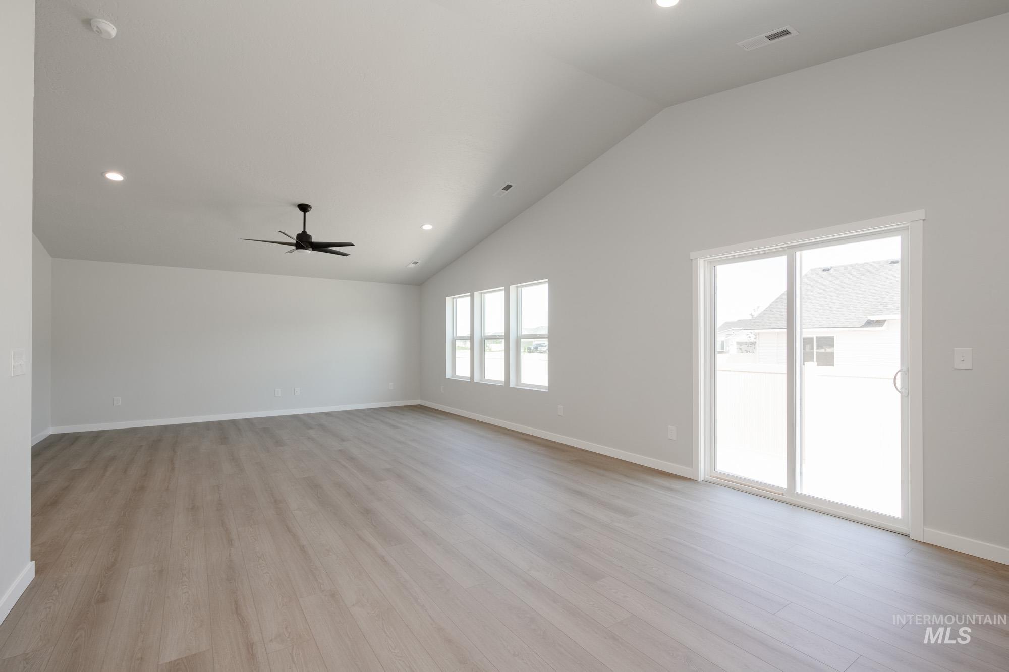 13342 Cut St, Caldwell, Idaho 83607, 4 Bedrooms, 2 Bathrooms, Residential For Sale, Price $407,990,MLS 98954490