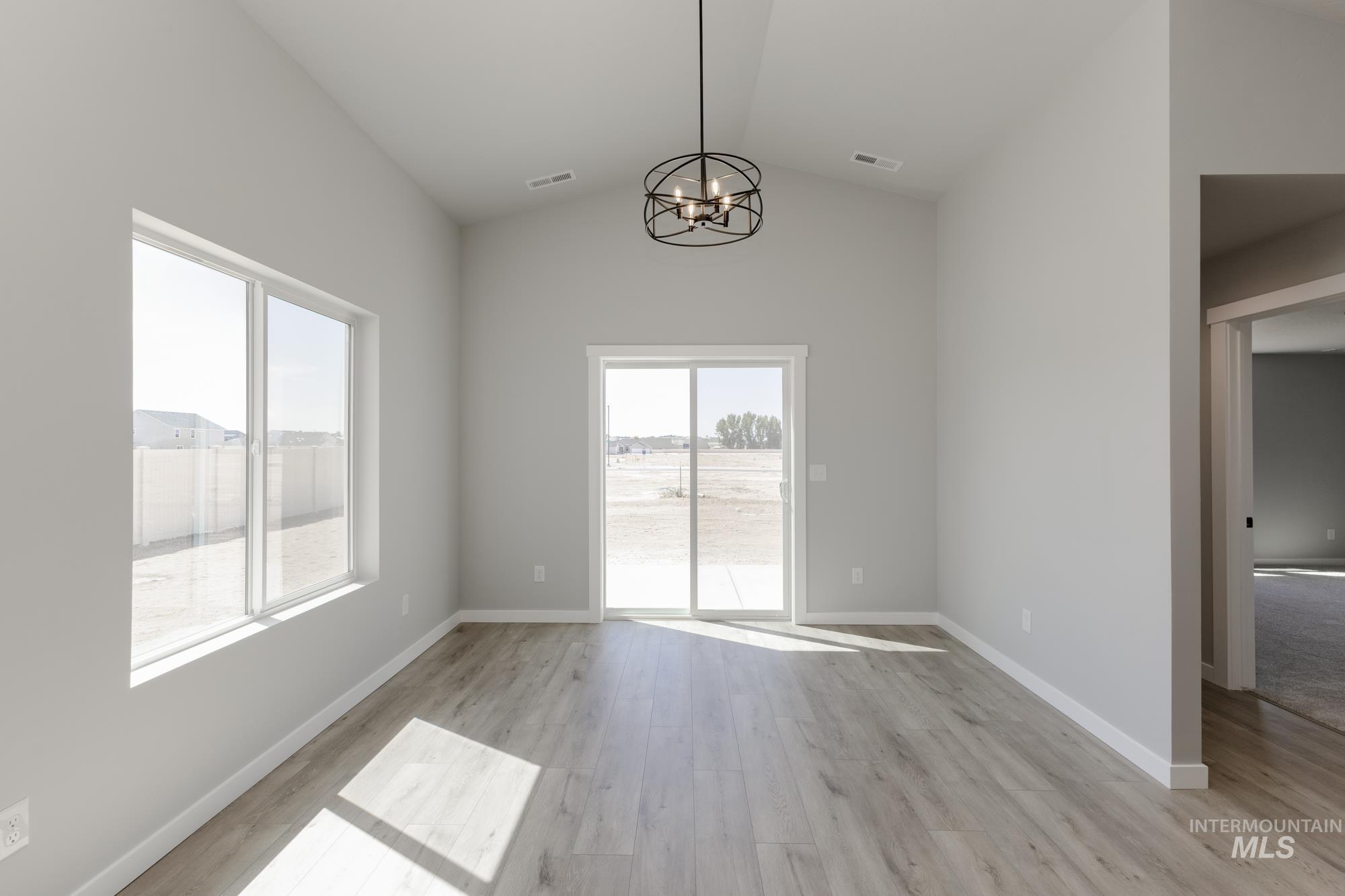 1015 E Perjue Basin Dr, Nampa, Idaho 83686, 4 Bedrooms, 2 Bathrooms, Residential For Sale, Price $464,990,MLS 98954497