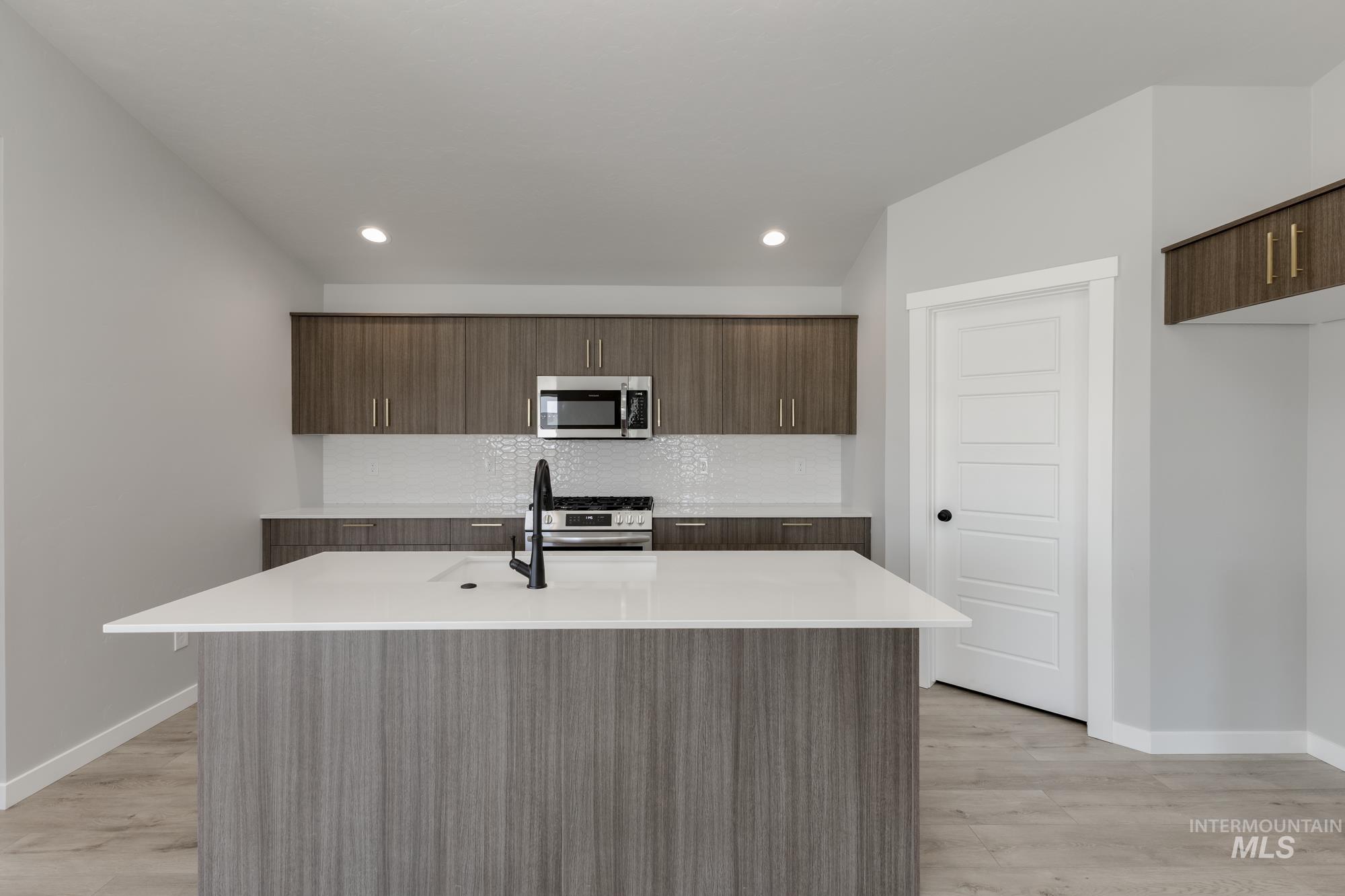 1015 E Perjue Basin Dr, Nampa, Idaho 83686, 4 Bedrooms, 2 Bathrooms, Residential For Sale, Price $464,990,MLS 98954497