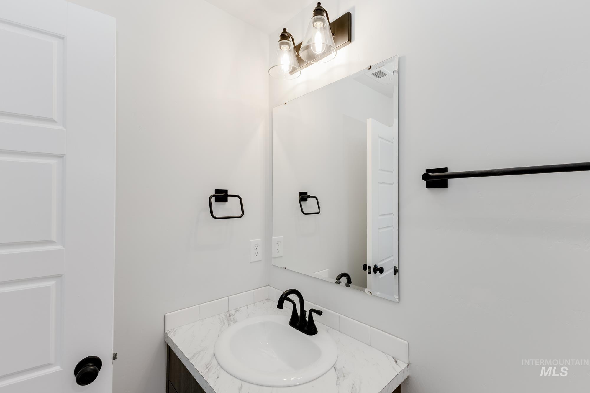 5304 S Danforth Ave, Nampa, Idaho 83686, 4 Bedrooms, 3 Bathrooms, Residential For Sale, Price $629,990,MLS 98954498