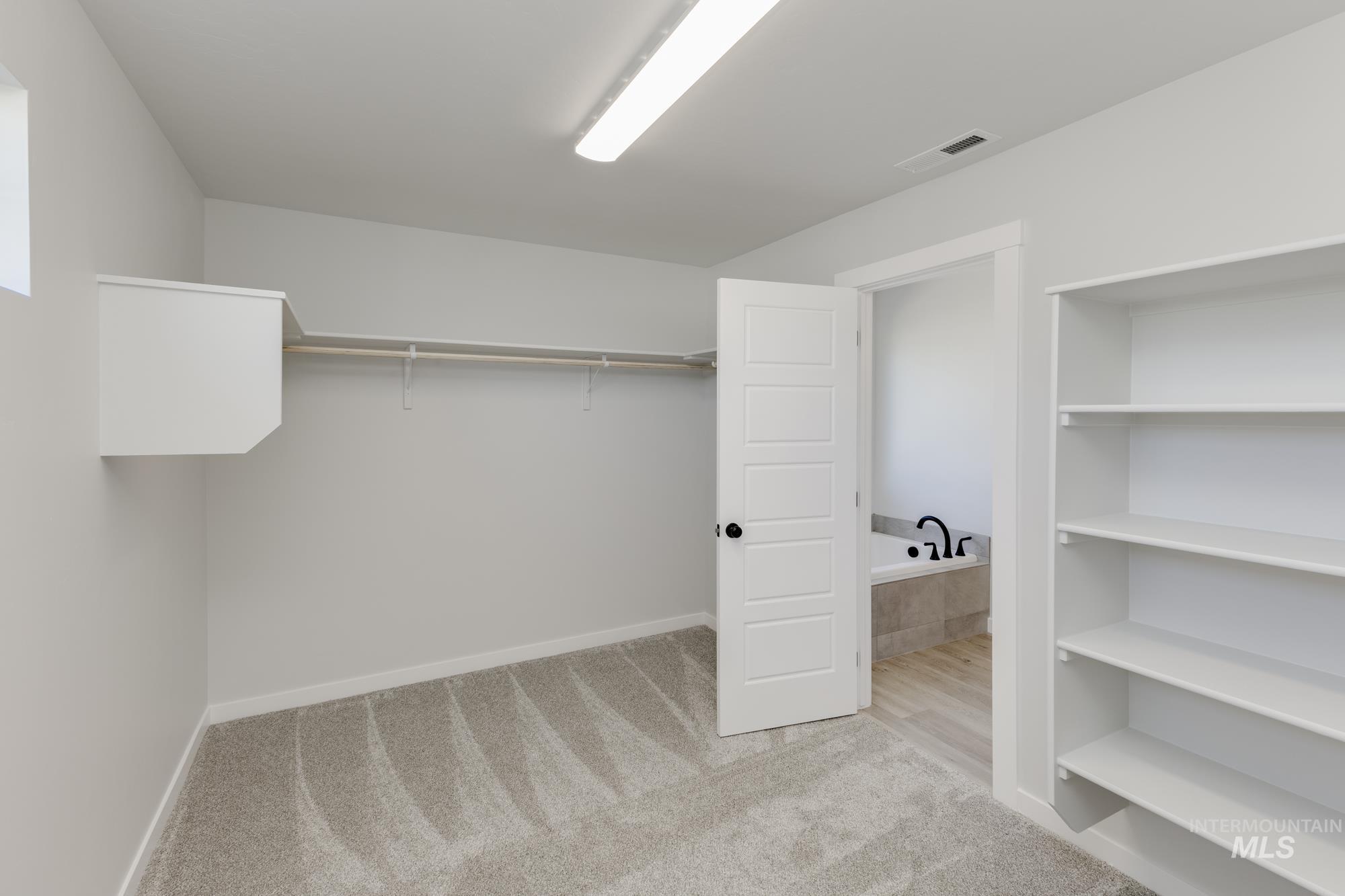 5304 S Danforth Ave, Nampa, Idaho 83686, 4 Bedrooms, 3 Bathrooms, Residential For Sale, Price $629,990,MLS 98954498