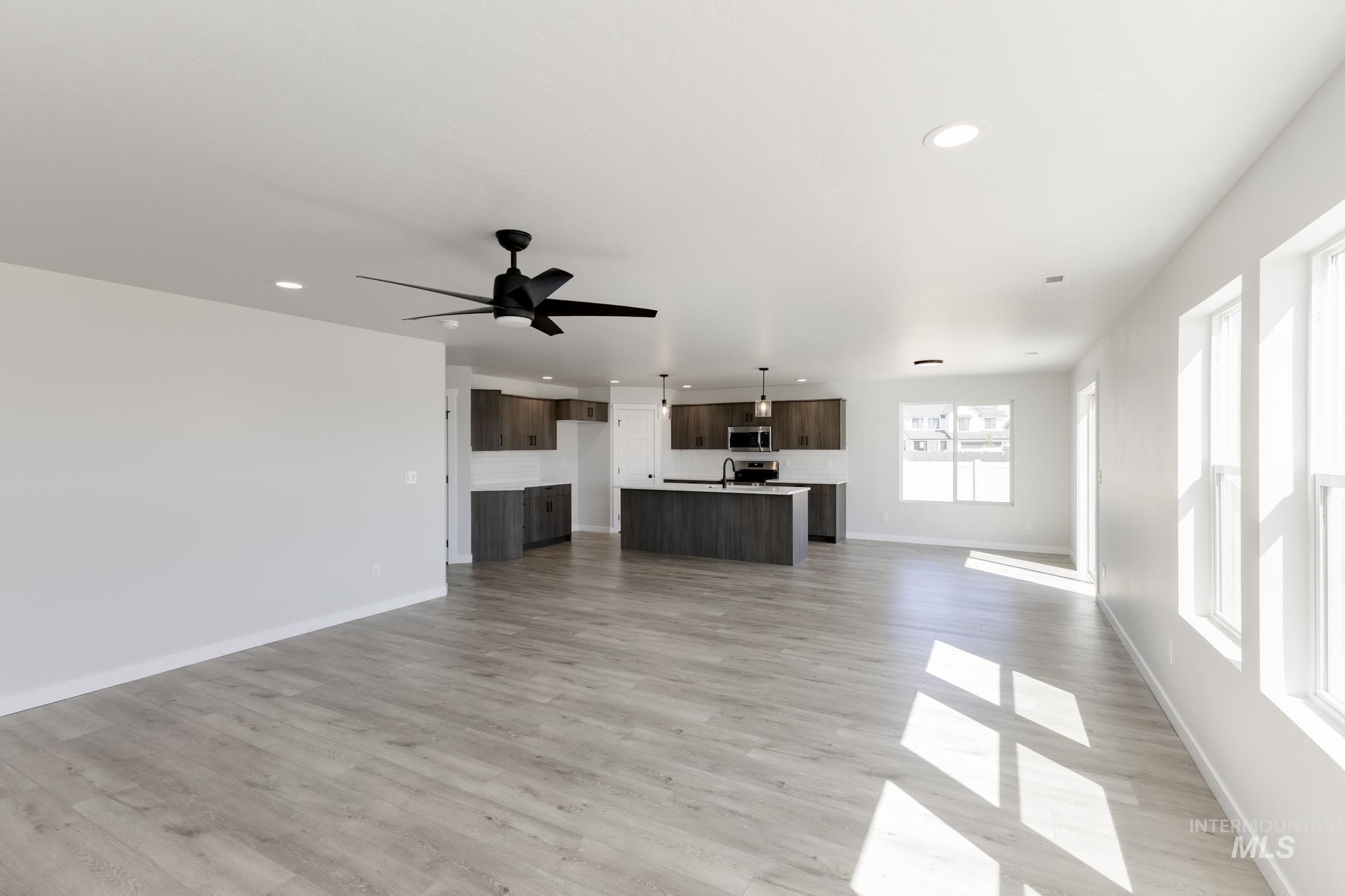 5304 S Danforth Ave, Nampa, Idaho 83686, 4 Bedrooms, 3 Bathrooms, Residential For Sale, Price $629,990,MLS 98954498