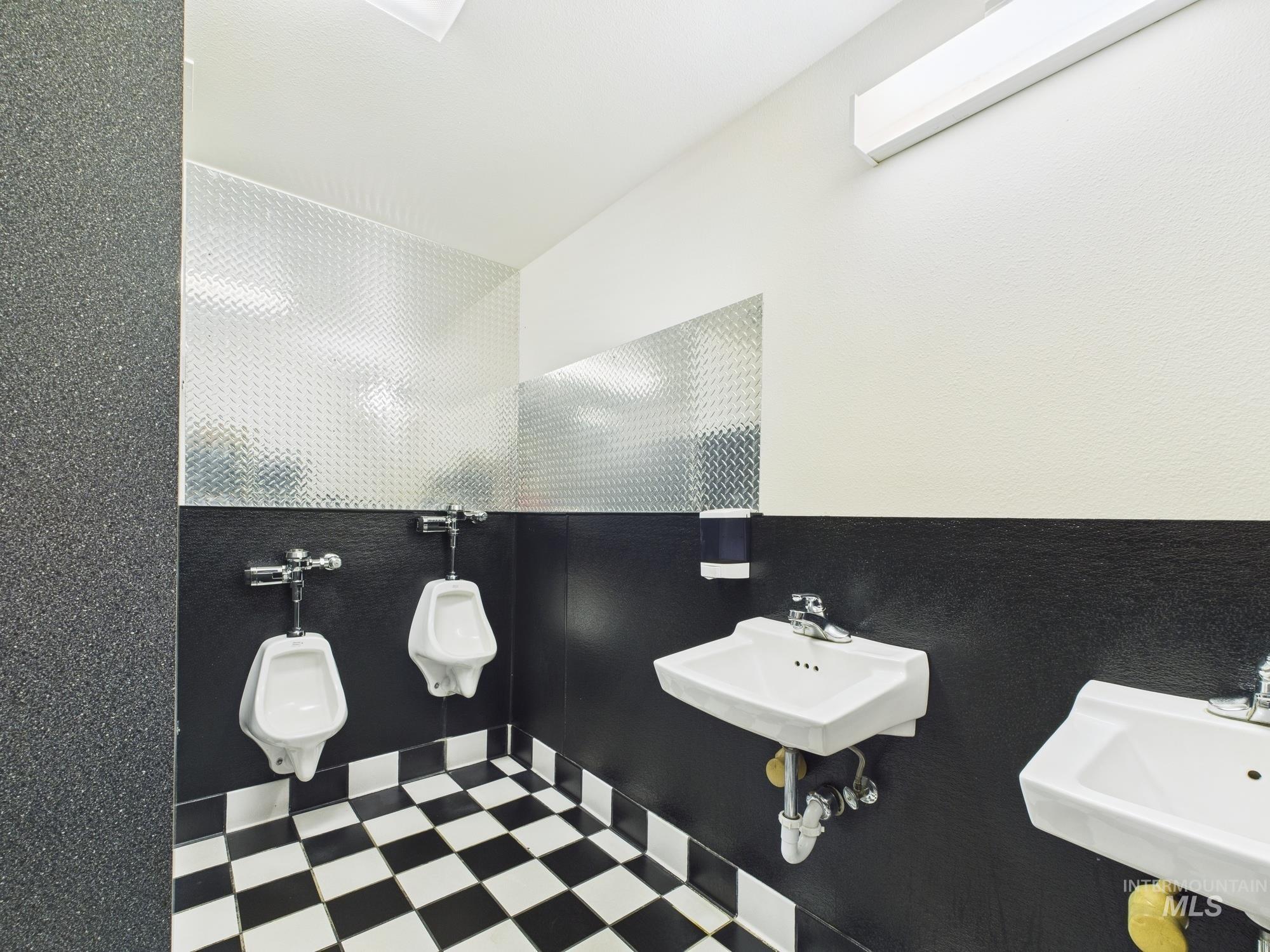 2138 13th Avenue, Lewiston, Idaho 83501, Business/Commercial For Sale, Price $1,000,000,MLS 98954499