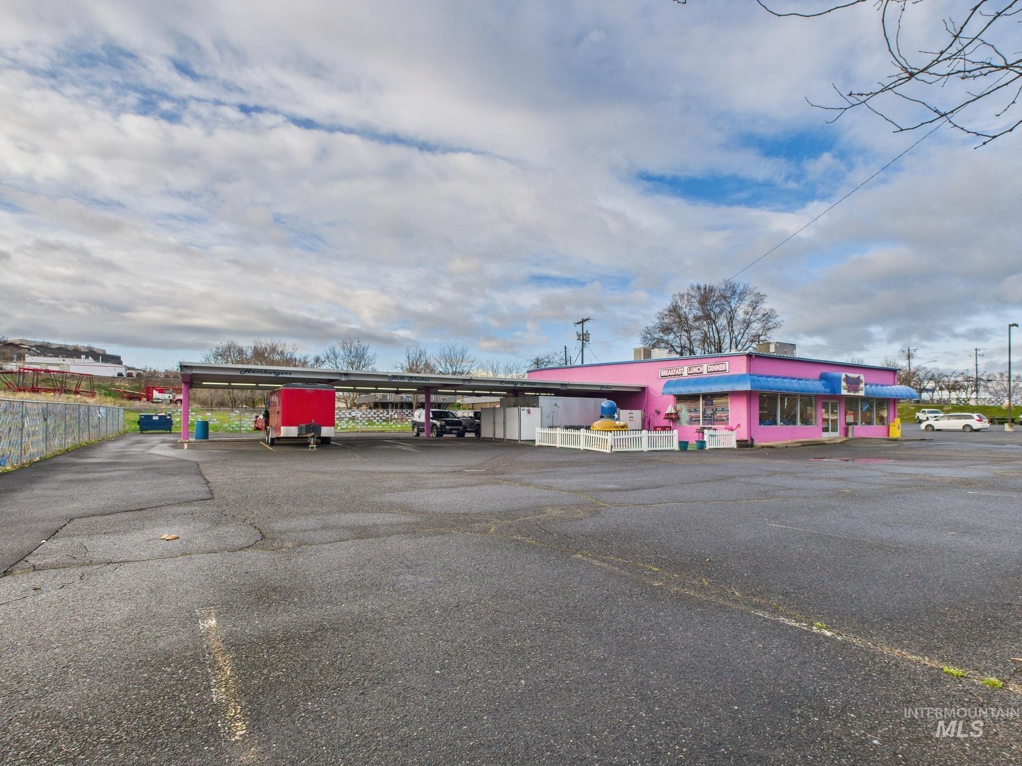 2138 13th Avenue, Lewiston, Idaho 83501, Business/Commercial For Sale, Price $1,000,000,MLS 98954499