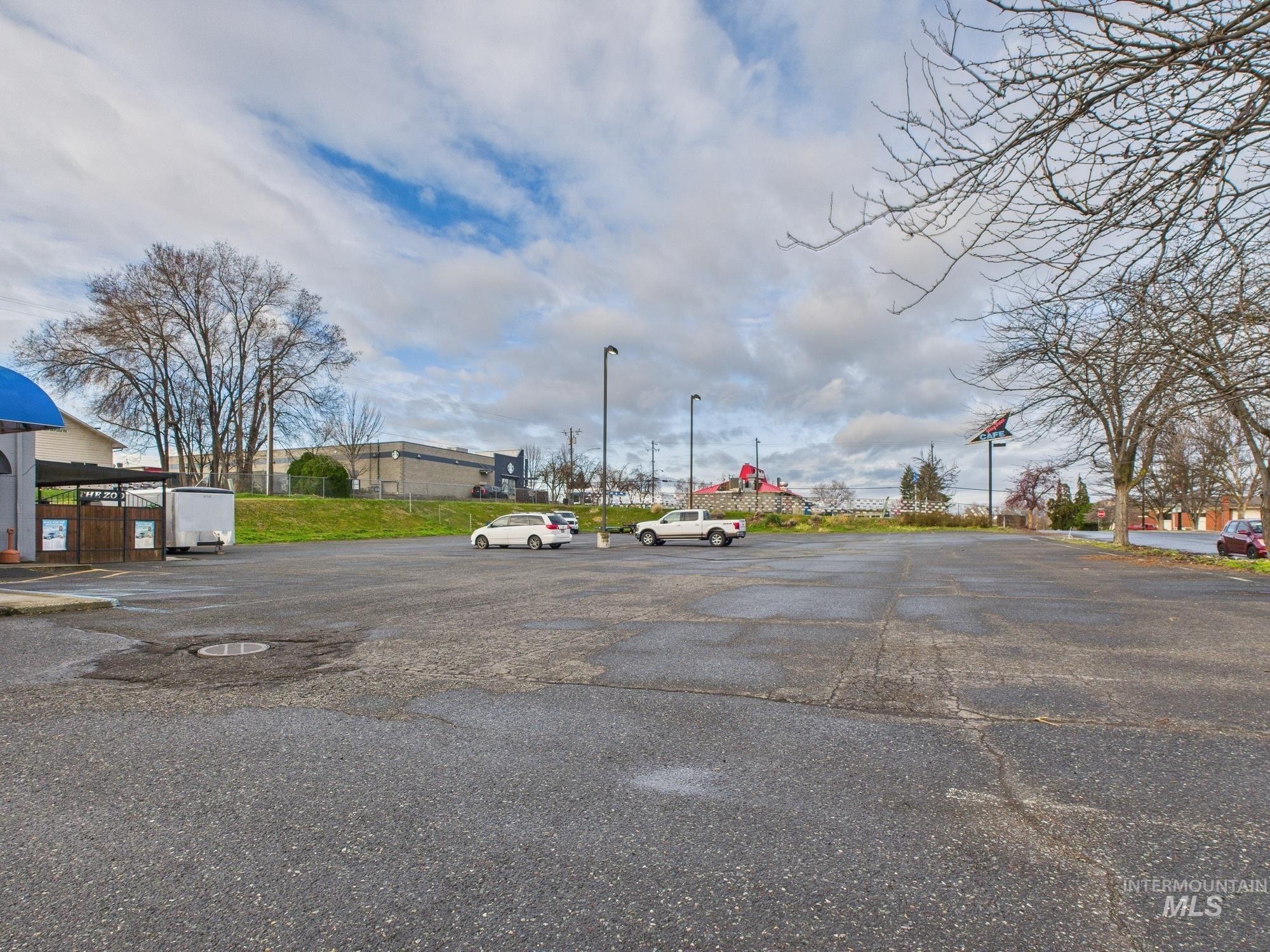 2138 13th Avenue, Lewiston, Idaho 83501, Business/Commercial For Sale, Price $1,000,000,MLS 98954499