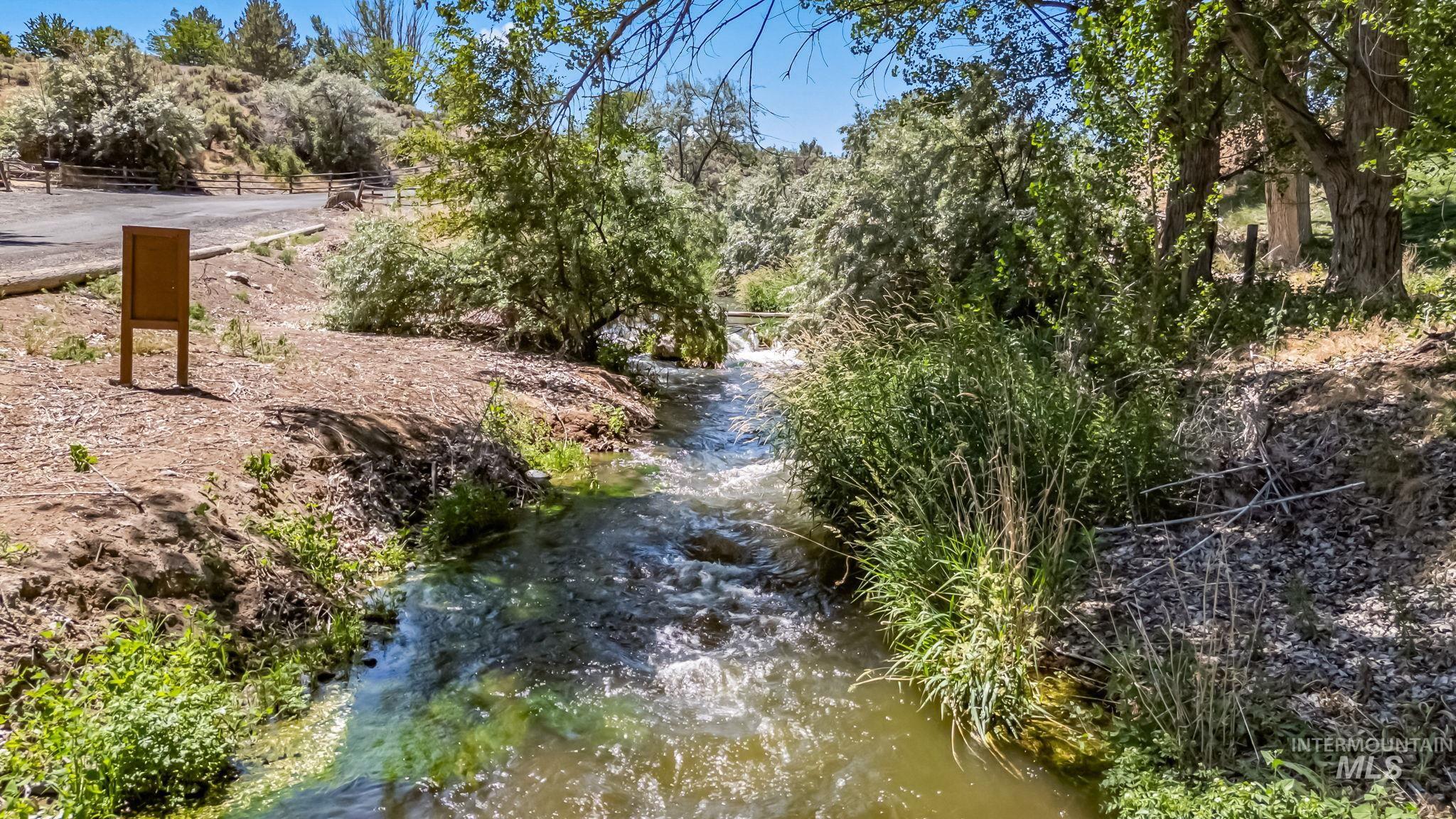 4525 Kanaka Ct., Buhl, Idaho 83316, 3 Bedrooms, 3.5 Bathrooms, Residential For Sale, Price $695,000,MLS 98954536