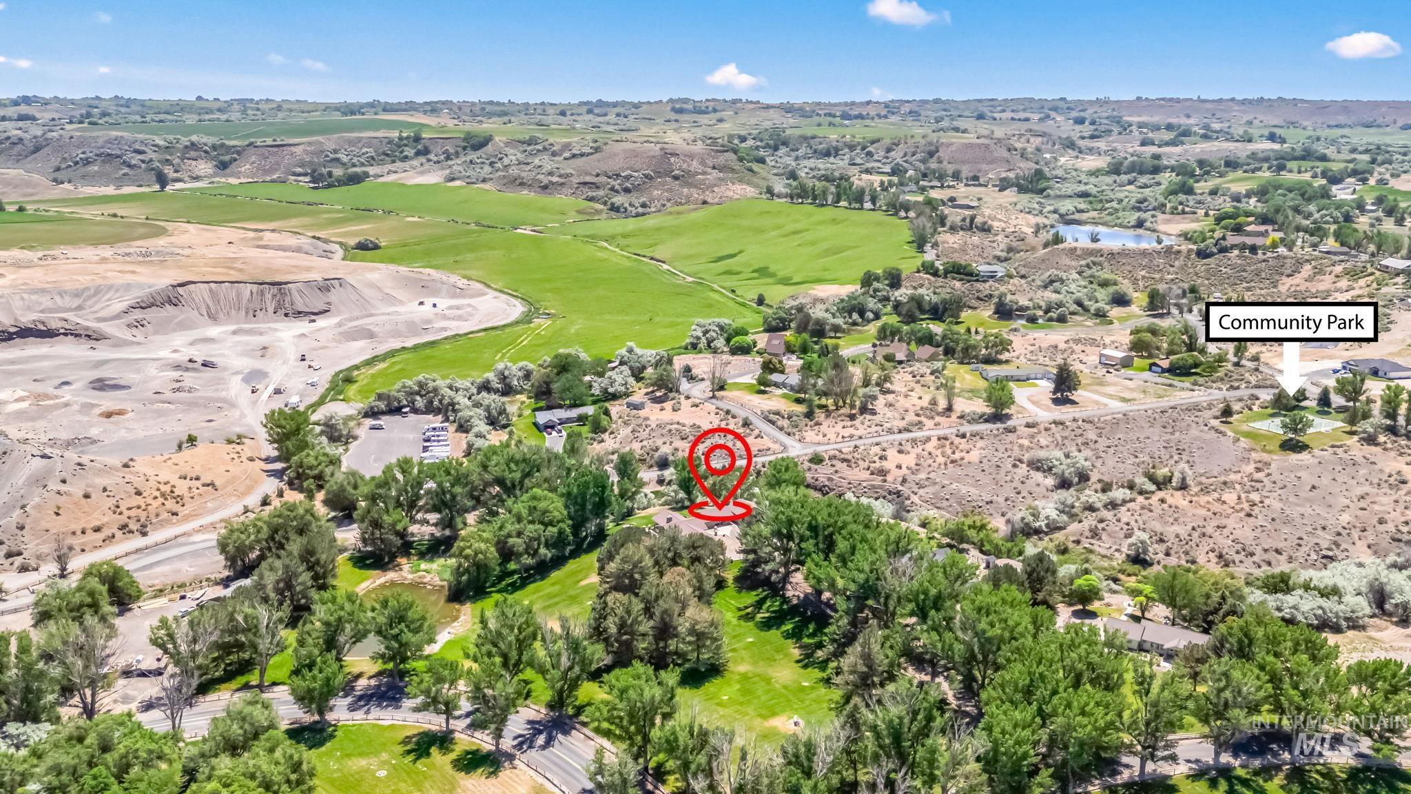 4525 Kanaka Ct., Buhl, Idaho 83316, 3 Bedrooms, 3.5 Bathrooms, Residential For Sale, Price $695,000,MLS 98954536