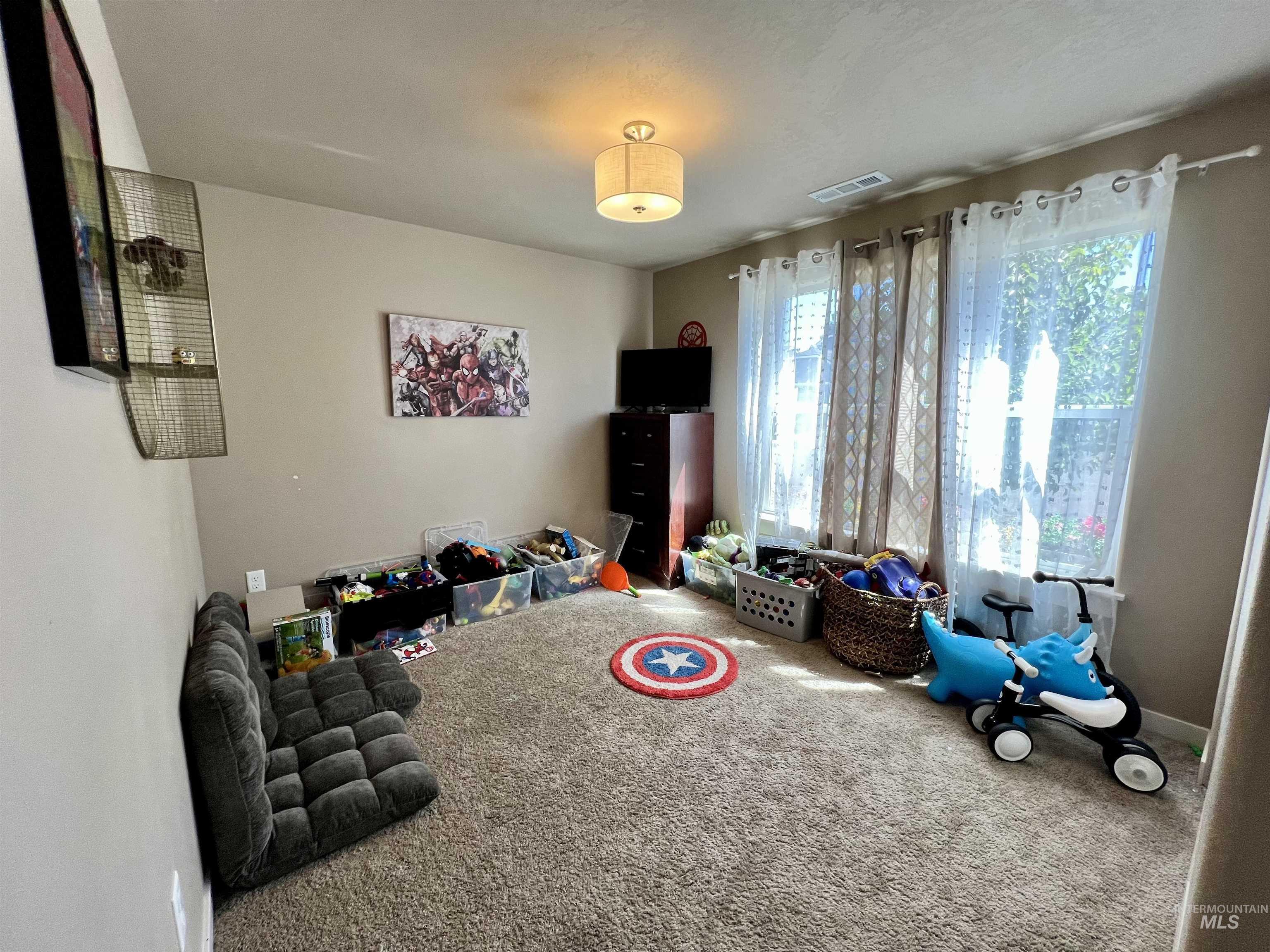 2422 Legacy Ct, Clarkston, Washington 99403, 3 Bedrooms, 2 Bathrooms, Residential For Sale, Price $409,900,MLS 98954561