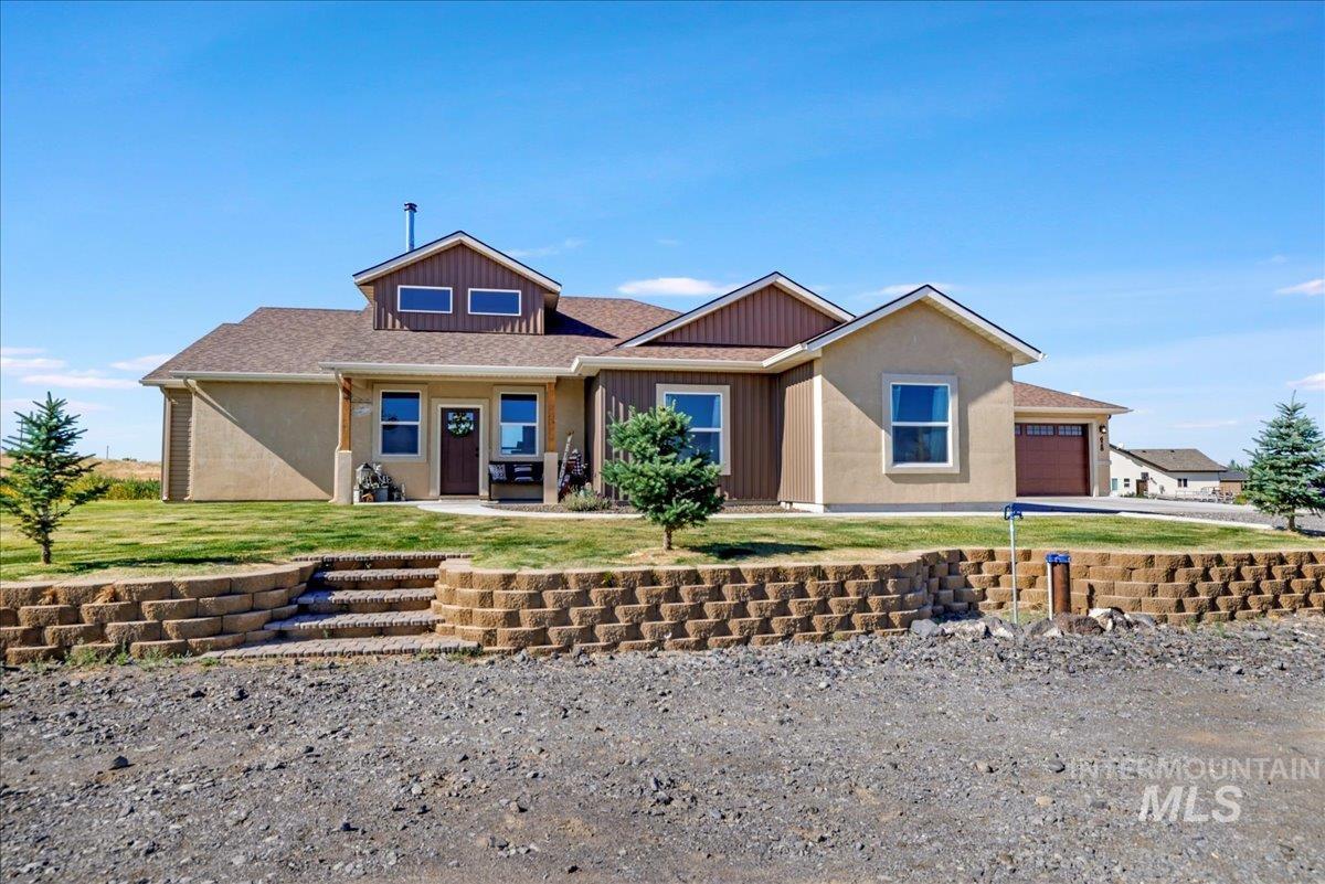 628 Pioneer Mountain Loop, Jerome, Idaho 83338, 4 Bedrooms, 2 Bathrooms, Residential For Sale, Price $530,000,MLS 98954567
