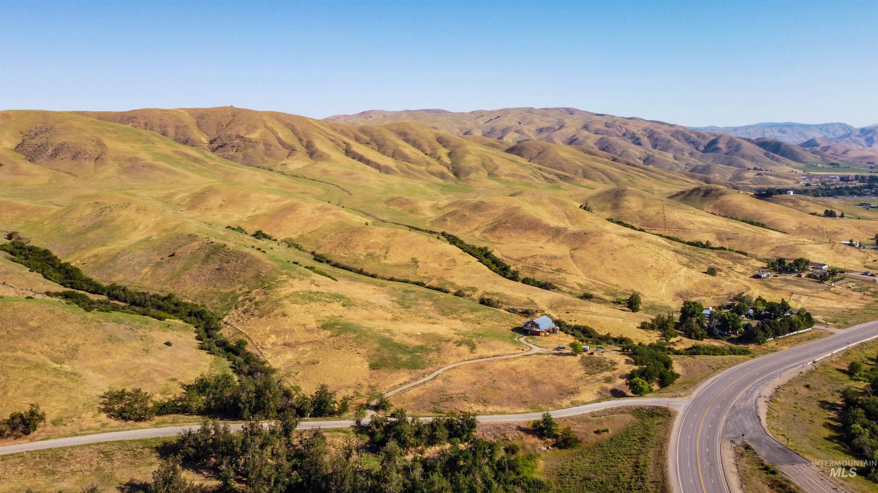 442 Old Hwy 55, Horseshoe Bend, Idaho 83629, 3 Bedrooms, 1 Bathroom, Residential For Sale, Price $425,000,MLS 98954592