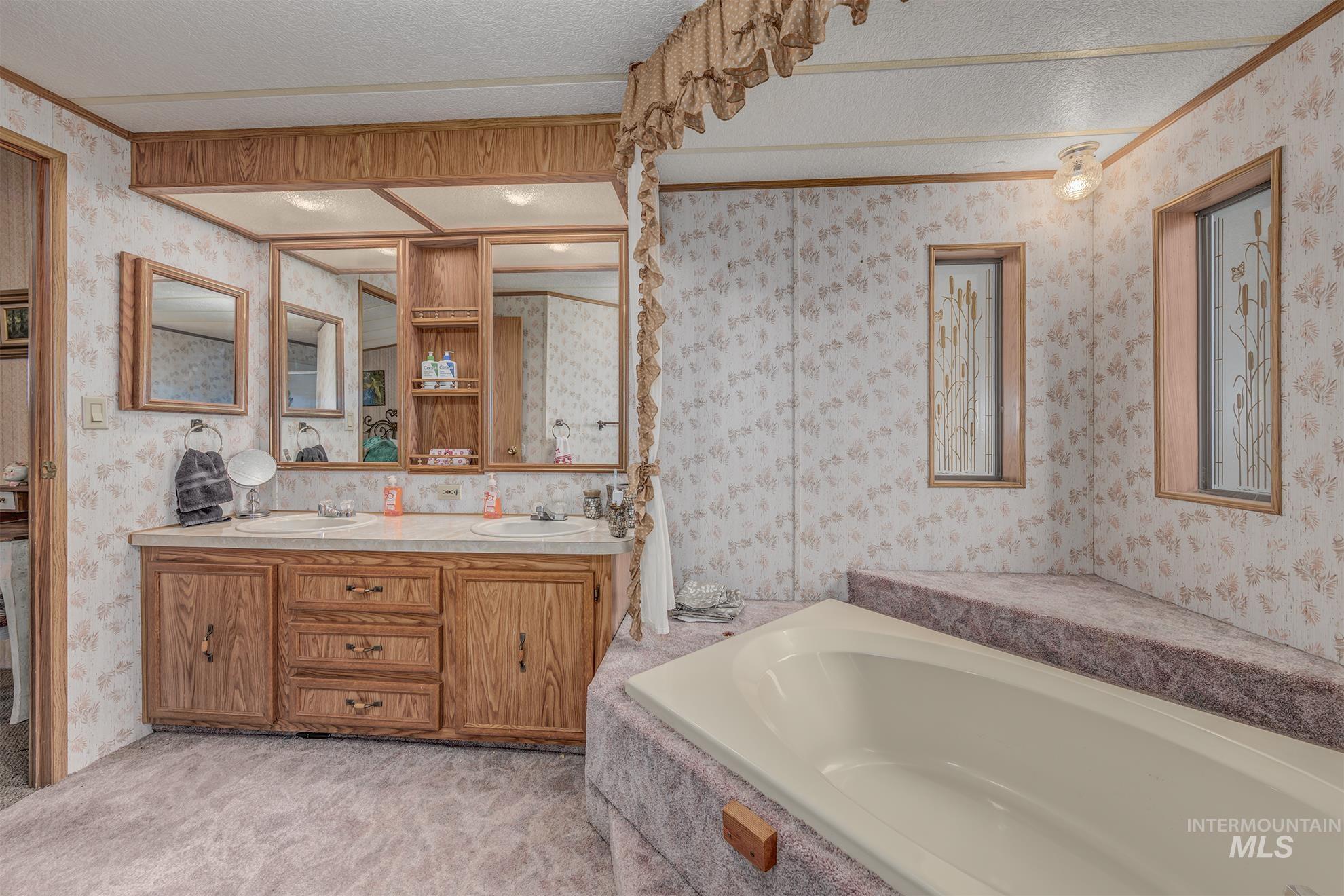 2701 N Alder Dr. # 77, Fruitland, Idaho 83619, 3 Bedrooms, 2 Bathrooms, Residential For Sale, Price $118,000,MLS 98954615