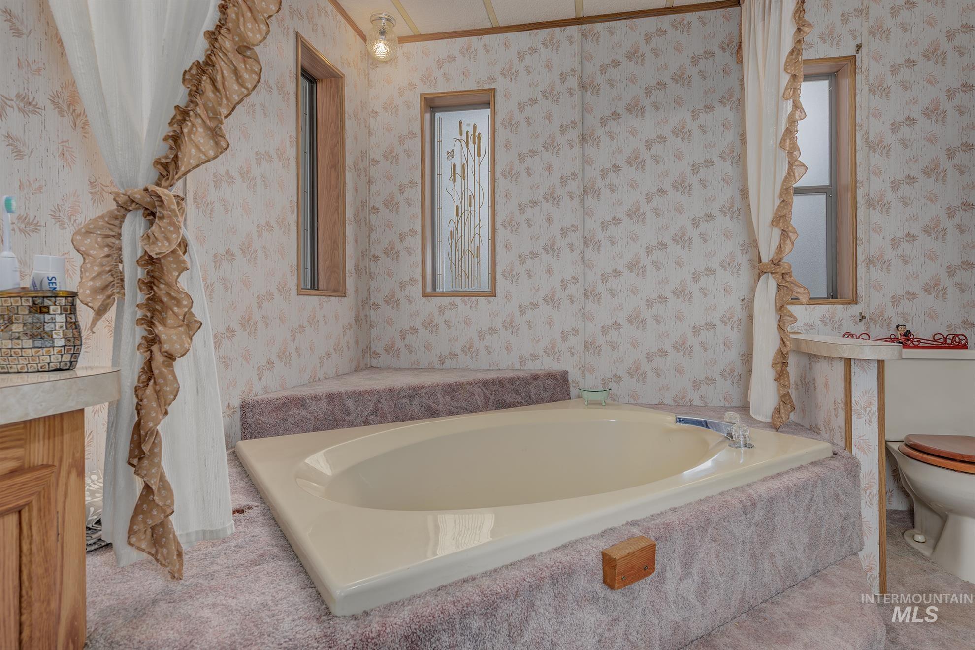 2701 N Alder Dr. # 77, Fruitland, Idaho 83619, 3 Bedrooms, 2 Bathrooms, Residential For Sale, Price $118,000,MLS 98954615