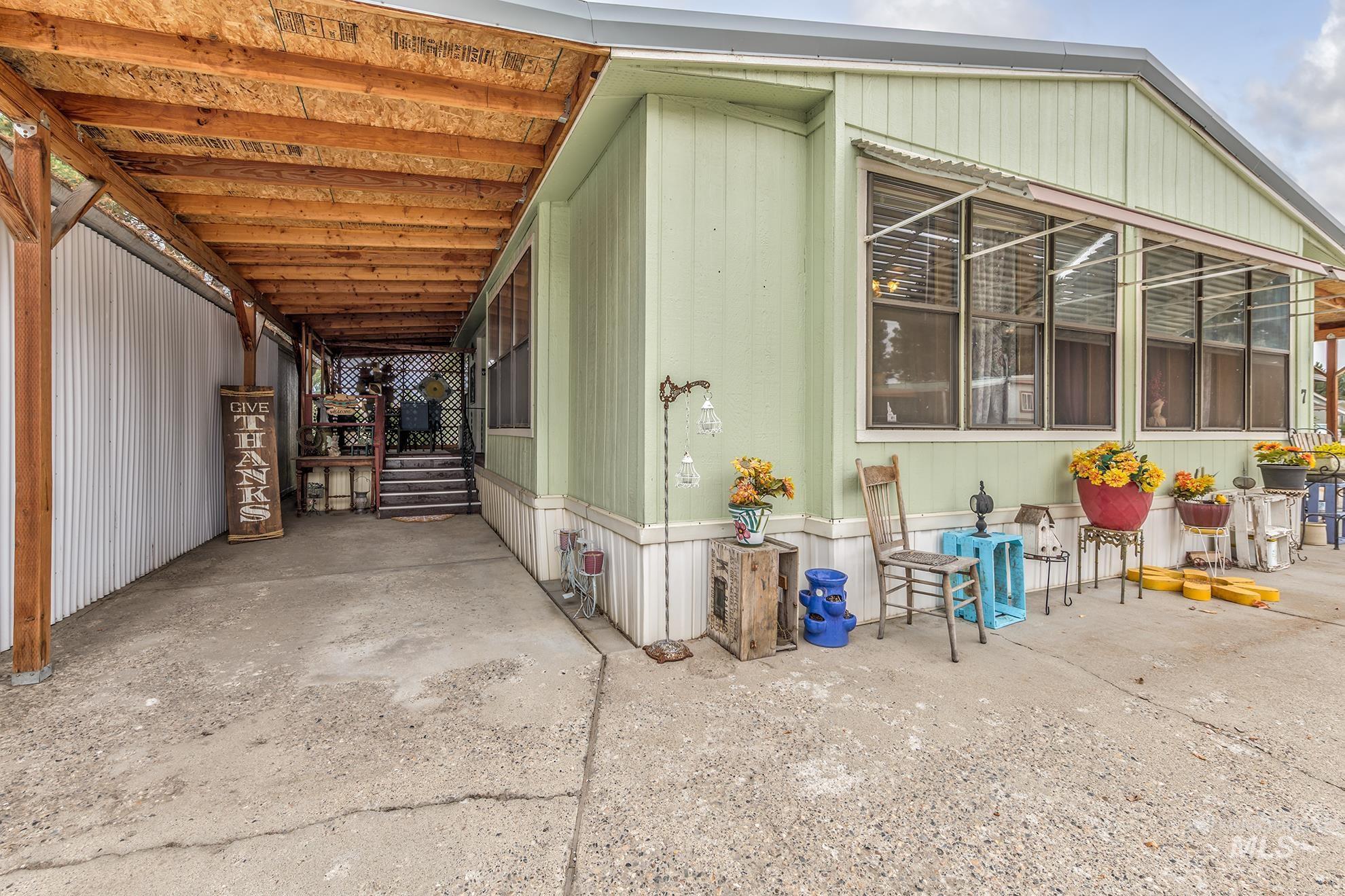 2701 N Alder Dr. # 77, Fruitland, Idaho 83619, 3 Bedrooms, 2 Bathrooms, Residential For Sale, Price $118,000,MLS 98954615