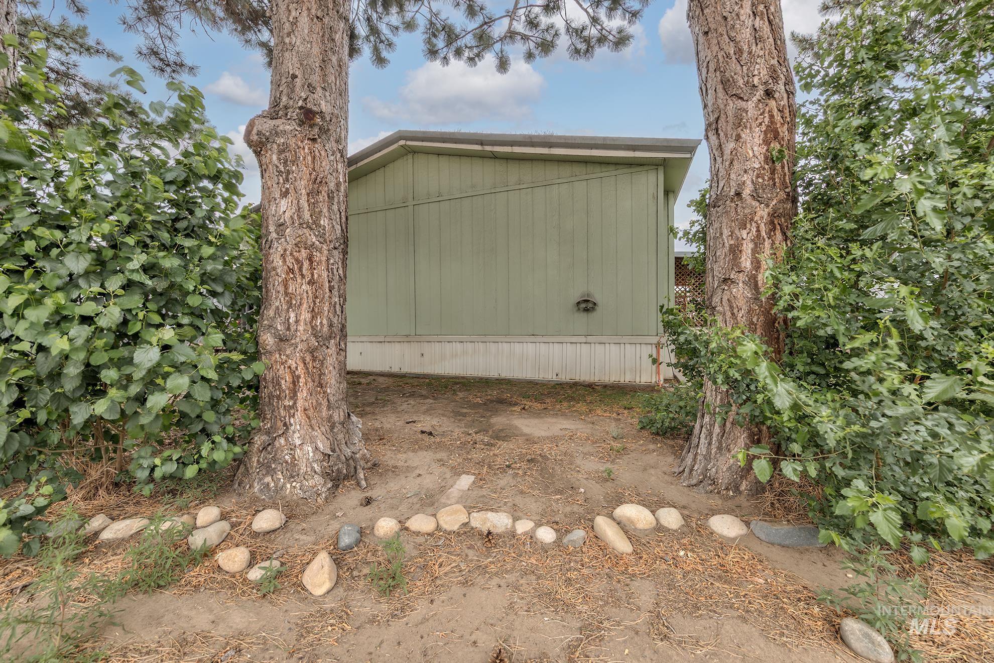 2701 N Alder Dr. # 77, Fruitland, Idaho 83619, 3 Bedrooms, 2 Bathrooms, Residential For Sale, Price $118,000,MLS 98954615