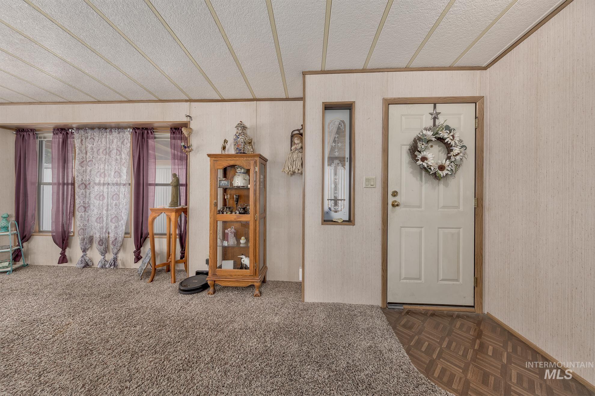 2701 N Alder Dr. # 77, Fruitland, Idaho 83619, 3 Bedrooms, 2 Bathrooms, Residential For Sale, Price $118,000,MLS 98954615