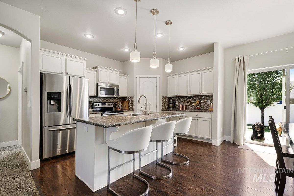 930 Ballard Way, Kimberly, Idaho 83341, 4 Bedrooms, 2 Bathrooms, Residential For Sale, Price $400,000,MLS 98954634