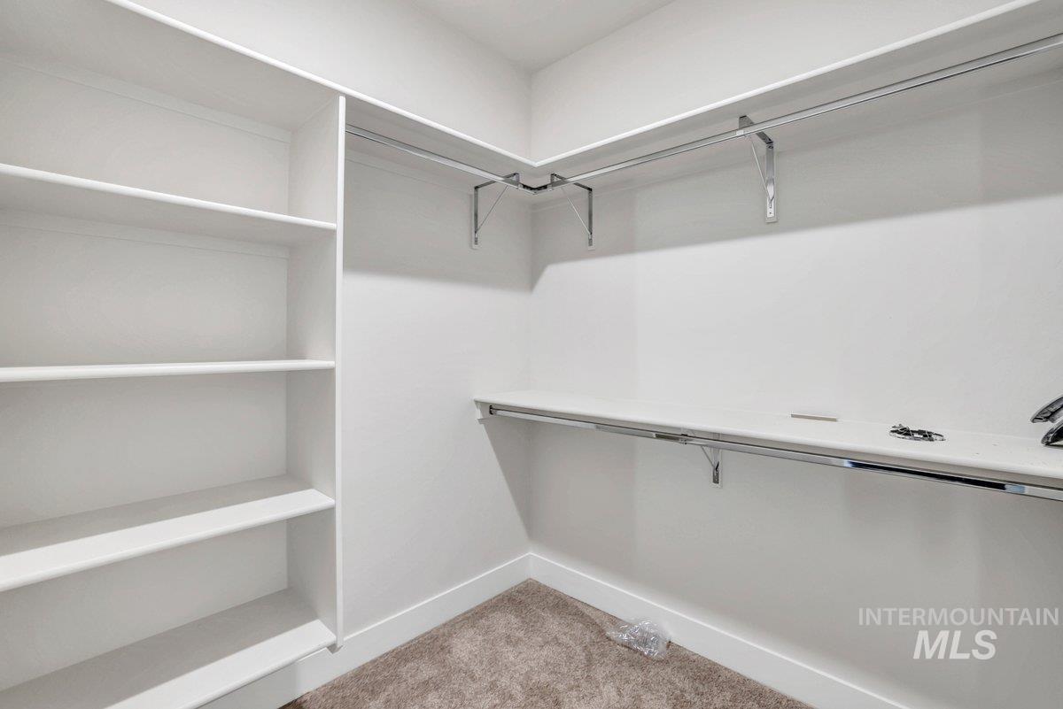 951 Gregory Way, Twin Falls, Idaho 83301-8565, 3 Bedrooms, 2 Bathrooms, Residential For Sale, Price $423,000,MLS 98954638