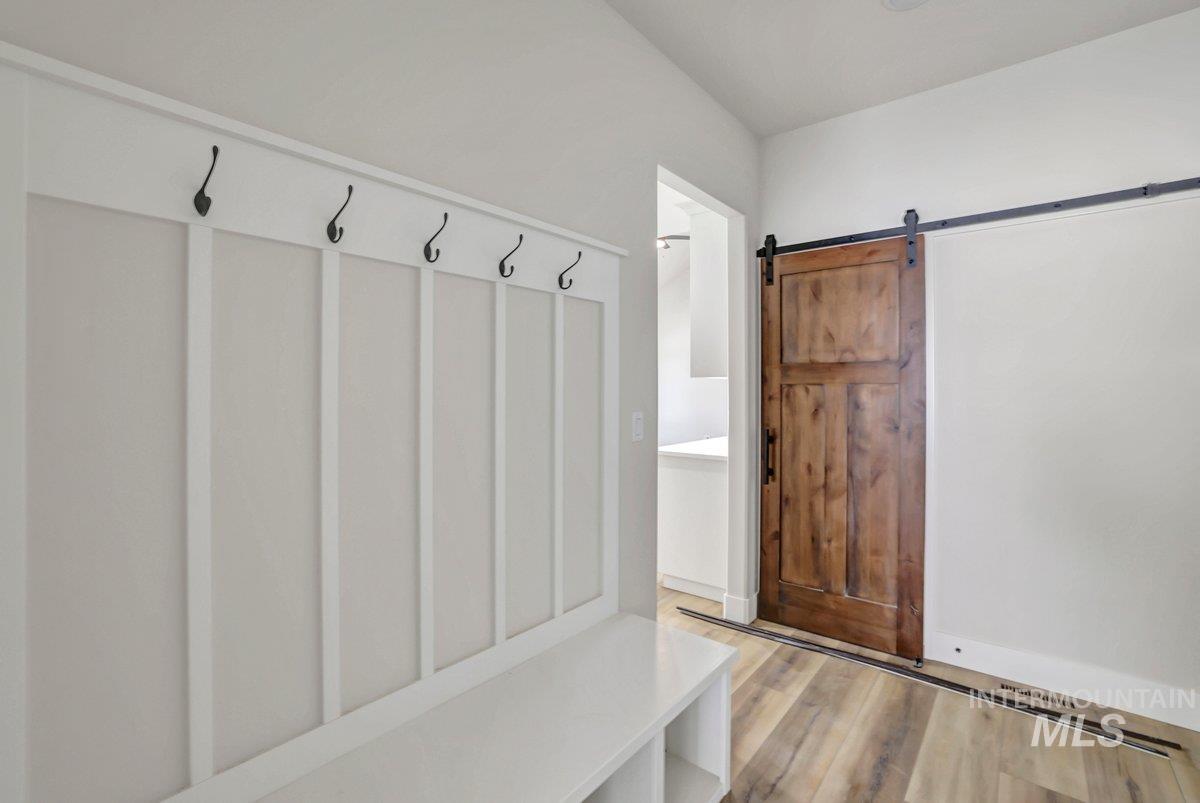 951 Gregory Way, Twin Falls, Idaho 83301-8565, 3 Bedrooms, 2 Bathrooms, Residential For Sale, Price $423,000,MLS 98954638