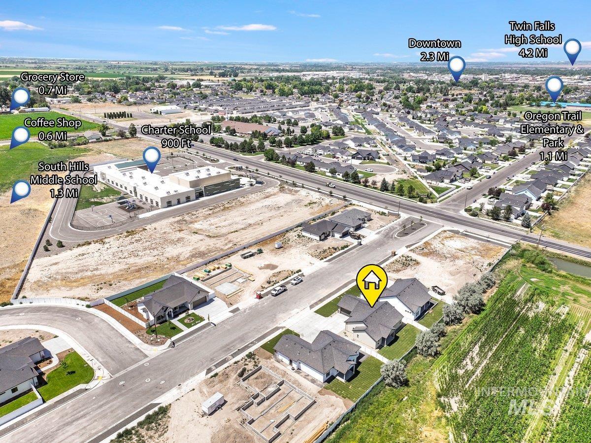 951 Gregory Way, Twin Falls, Idaho 83301-8565, 3 Bedrooms, 2 Bathrooms, Residential For Sale, Price $423,000,MLS 98954638