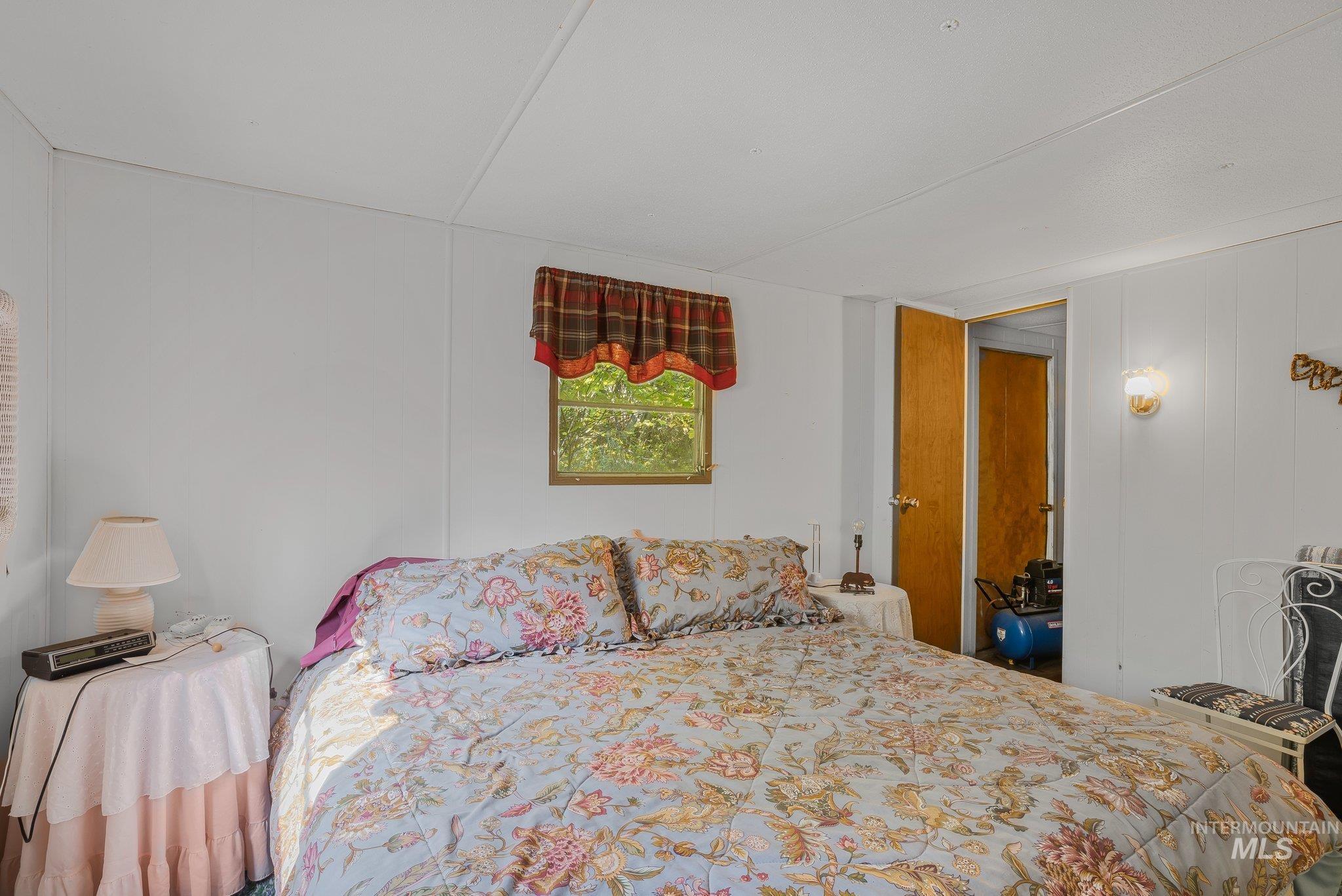 23379 High Dr, Worley, Idaho 83876, 2 Bedrooms, 1 Bathroom, Residential For Sale, Price $359,000,MLS 98954644